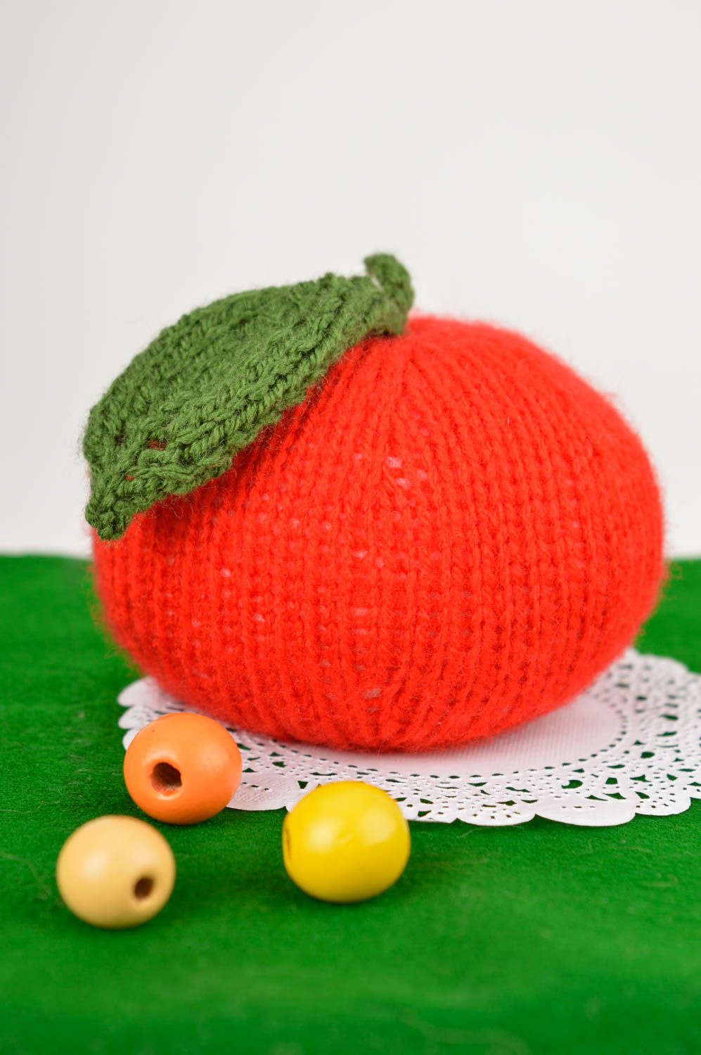 Игрушка-фрукт хэнд мэйд мягкая игрушка вязаный фрукт красное яблоко красивое фото 1