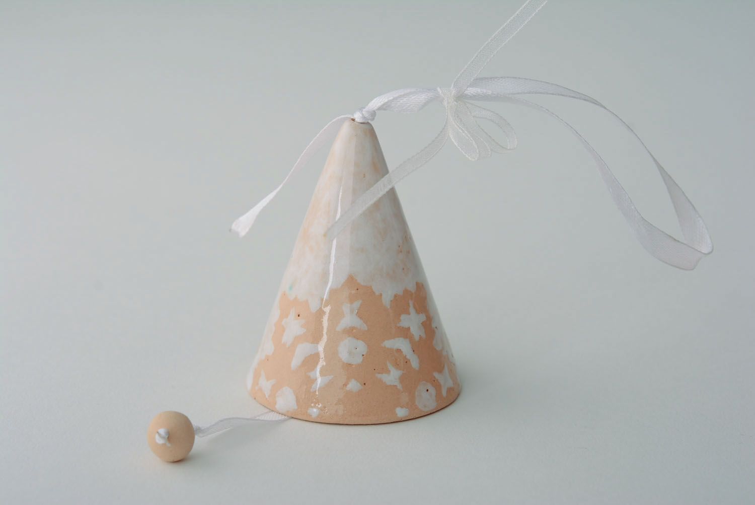 Cone-shaped ceramic bell photo 2