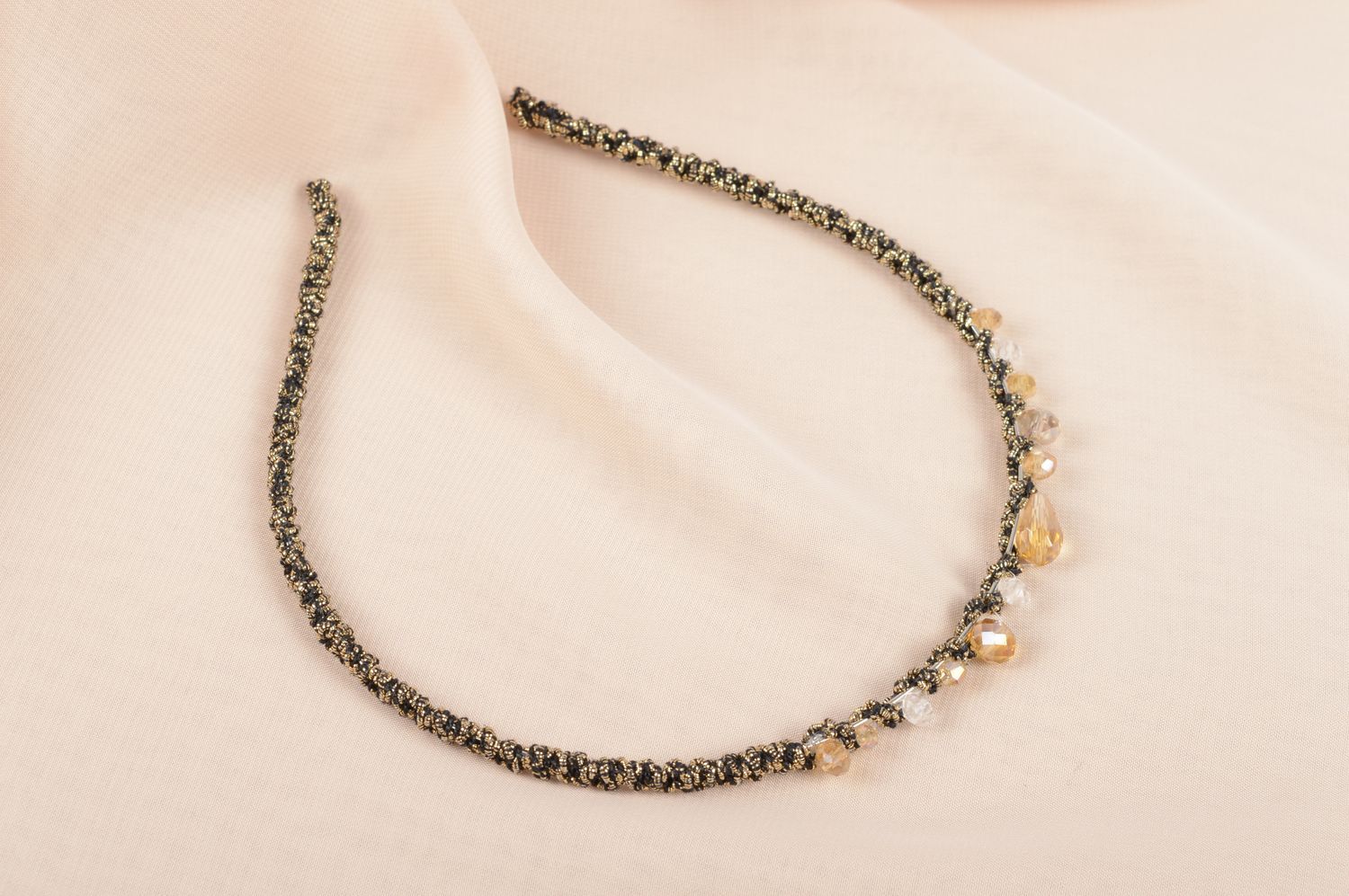 Serre-tête fin Bijou fait main avec perles en cristal Accessoire cheveux photo 5