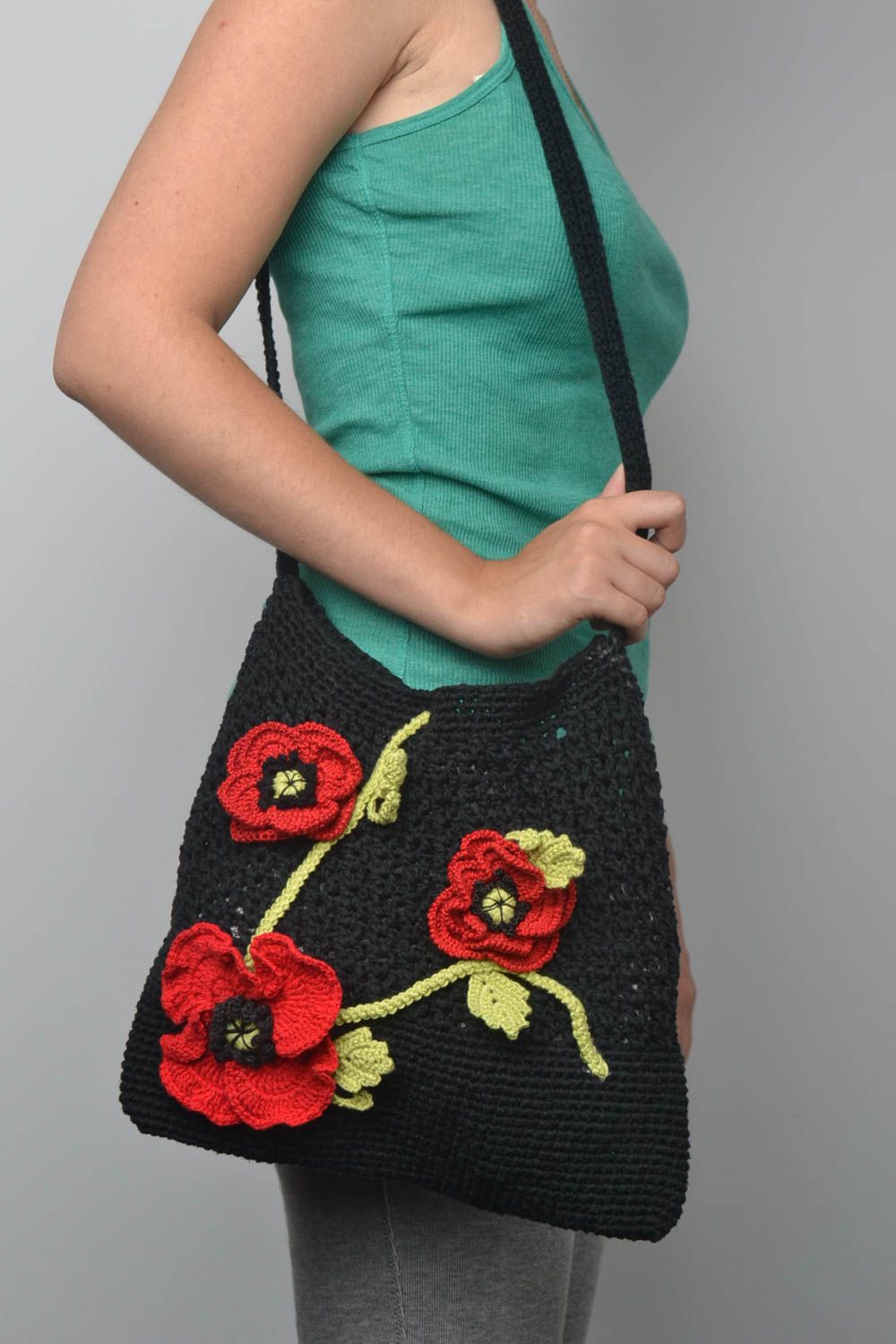 Sac noir tricoté coton fait main Accessoire femme avec fleurs Cadeau original photo 1