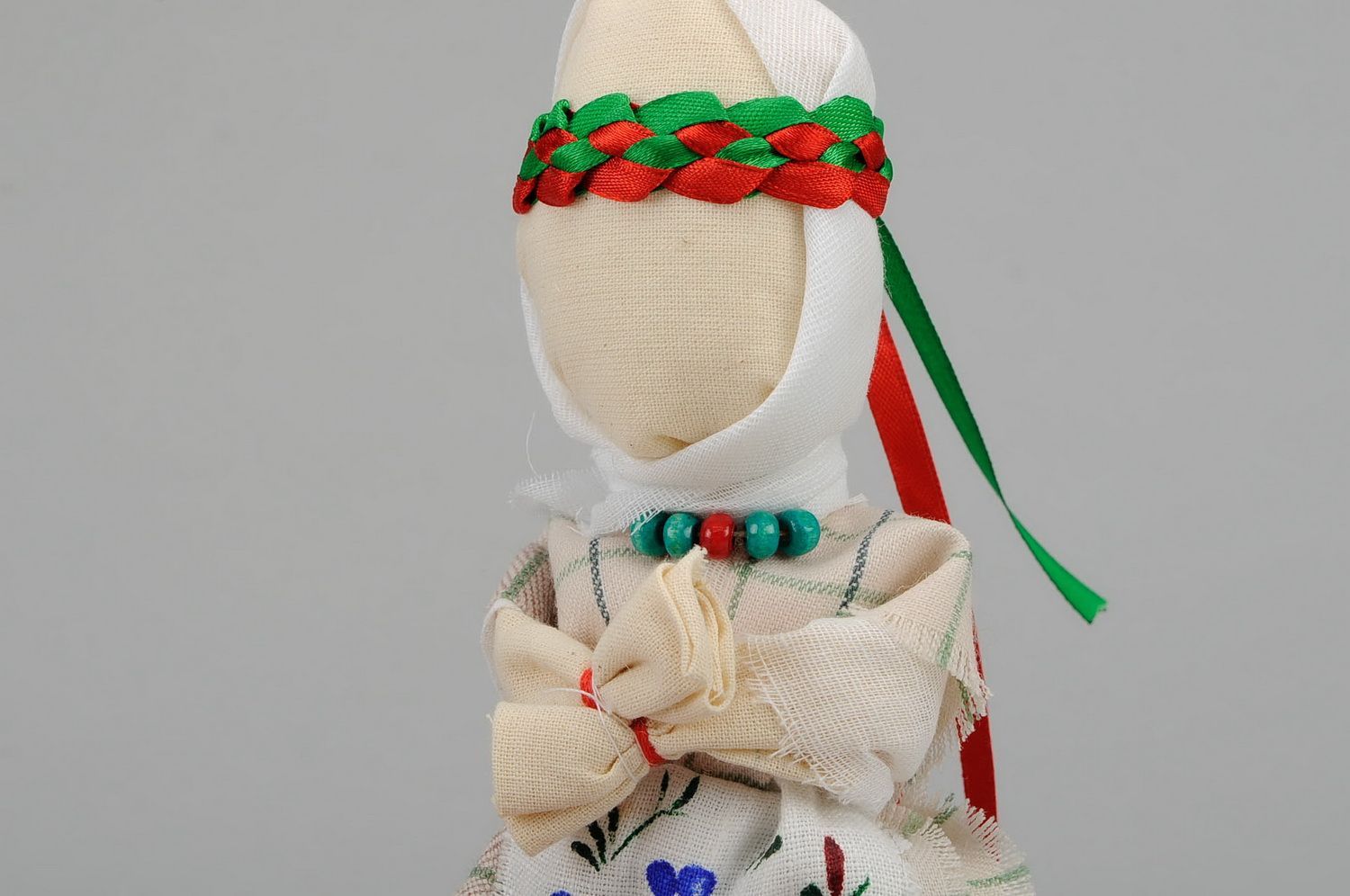 Doll motanka in ethnic style photo 5