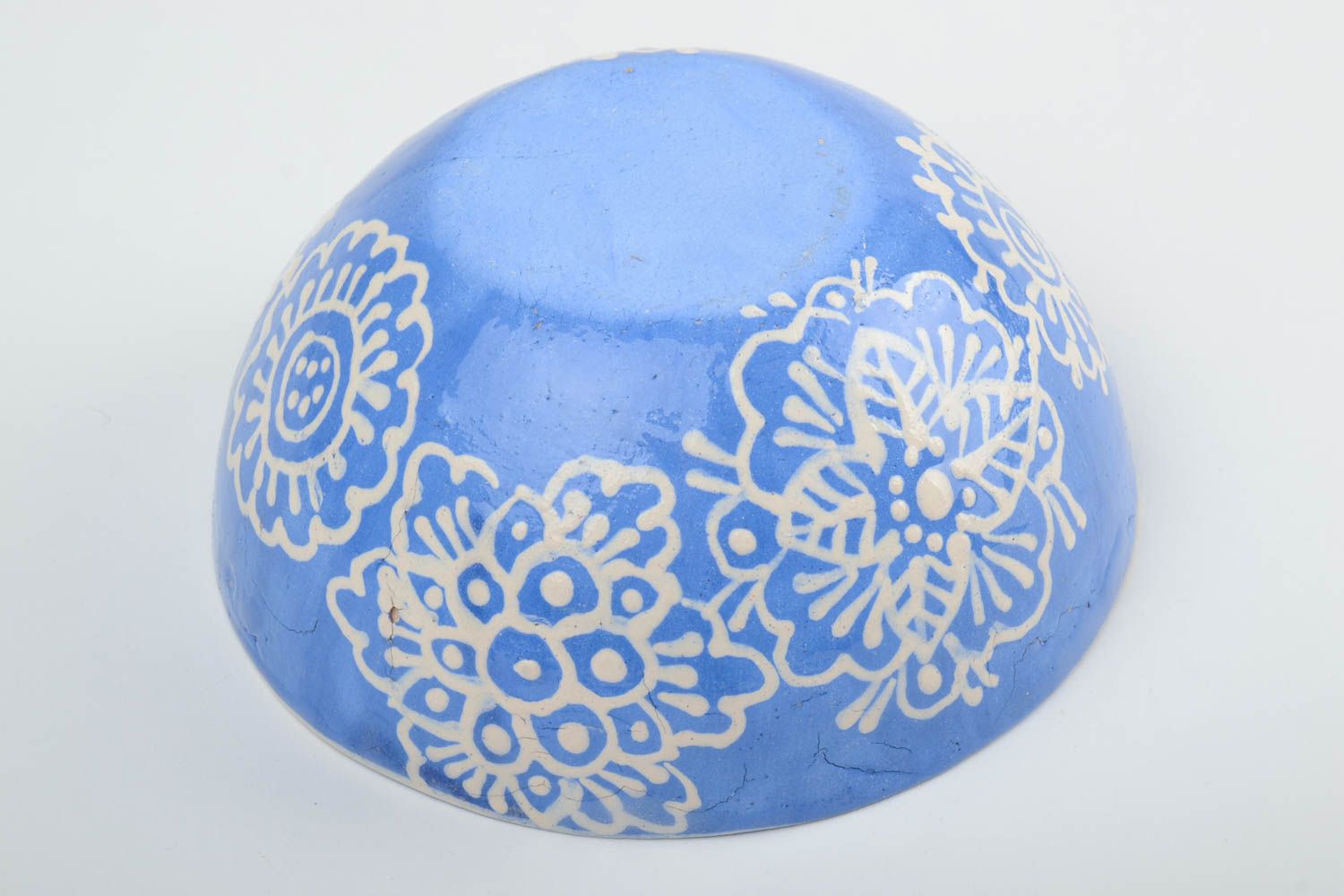 Escudilla de arcilla artesanal para sopa azul con ornamentos blancos de 500 ml foto 4