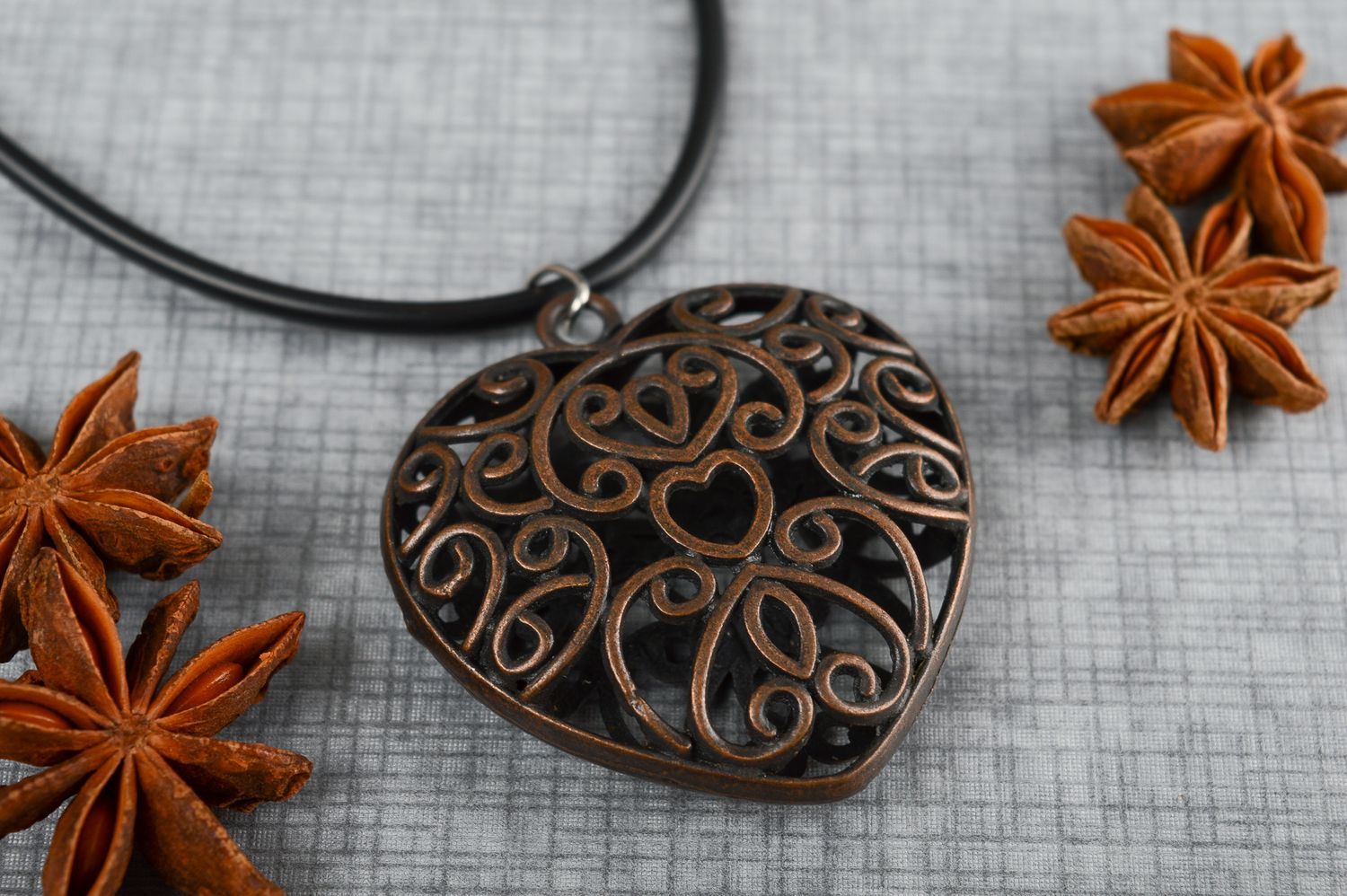 Metal pendant handmade metal jewelry metal accessories heart pendant for girls photo 1