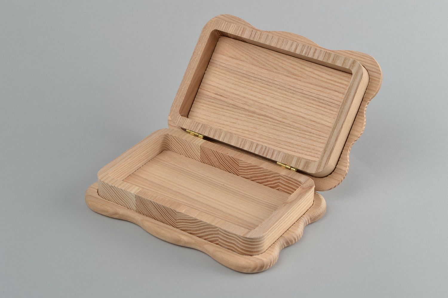 Semilavorato da scatola fatto a mano portagioielli di legno di frassino foto 4