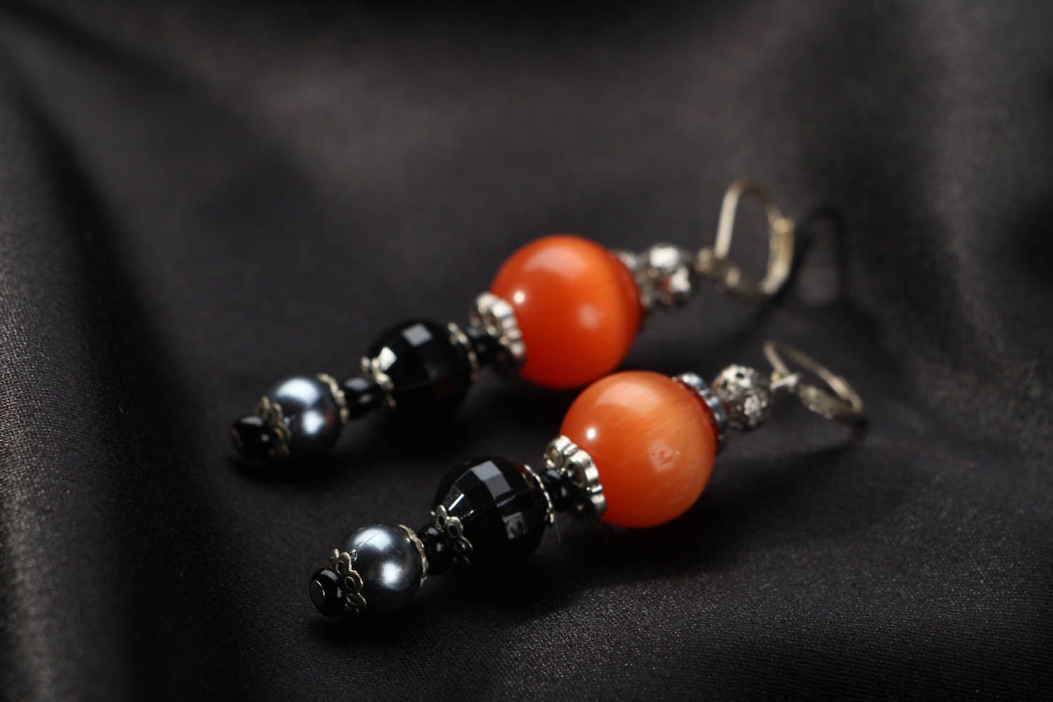 Earrings with natural stone photo 2