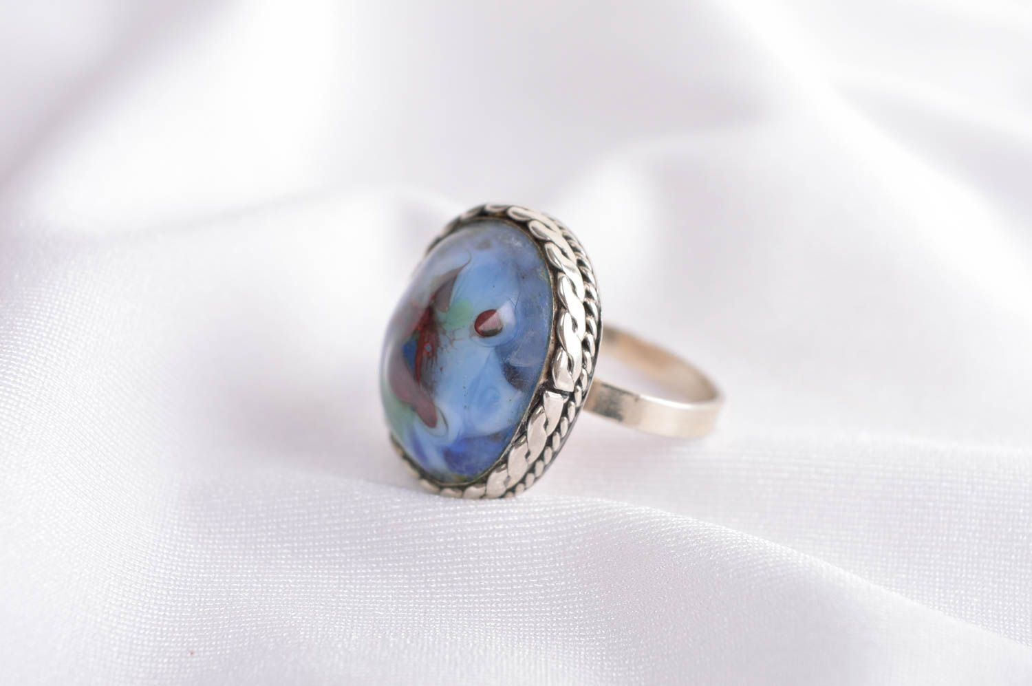 Стильное кольцо хэнд мэйд украшение из мельхиора женское кольцо с синим стеклом фото 1
