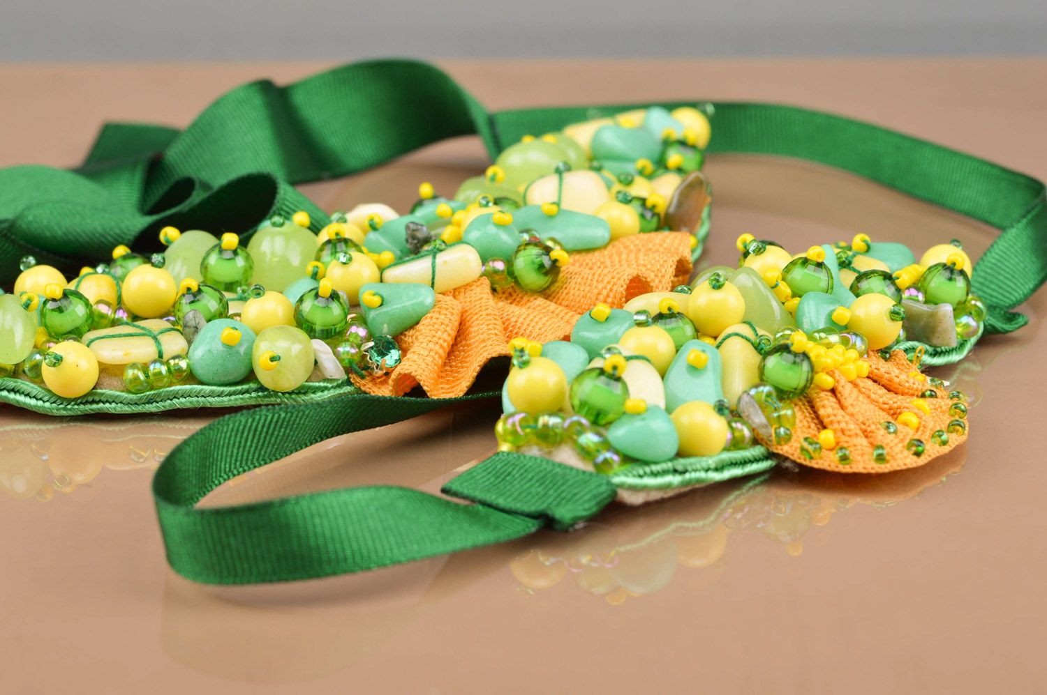 Set of green and yellow bead embroidered jewelry set necklace and bracelet photo 3