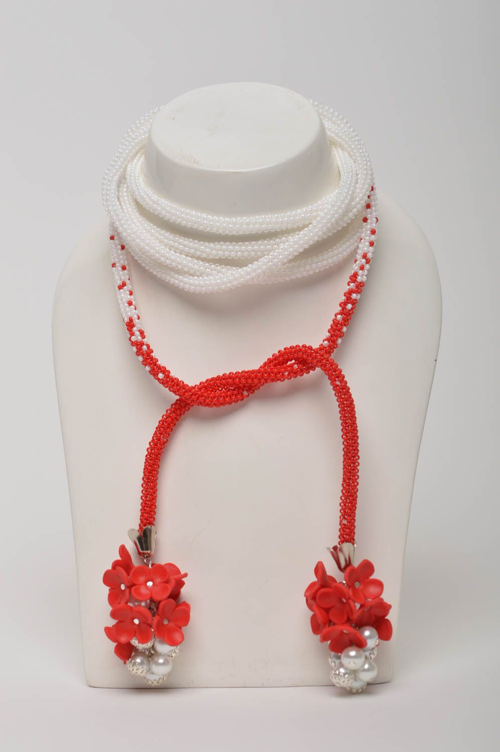 Long Collier lariat fait main en perles de rocaille blanc-rouge Cadeau femme photo 2