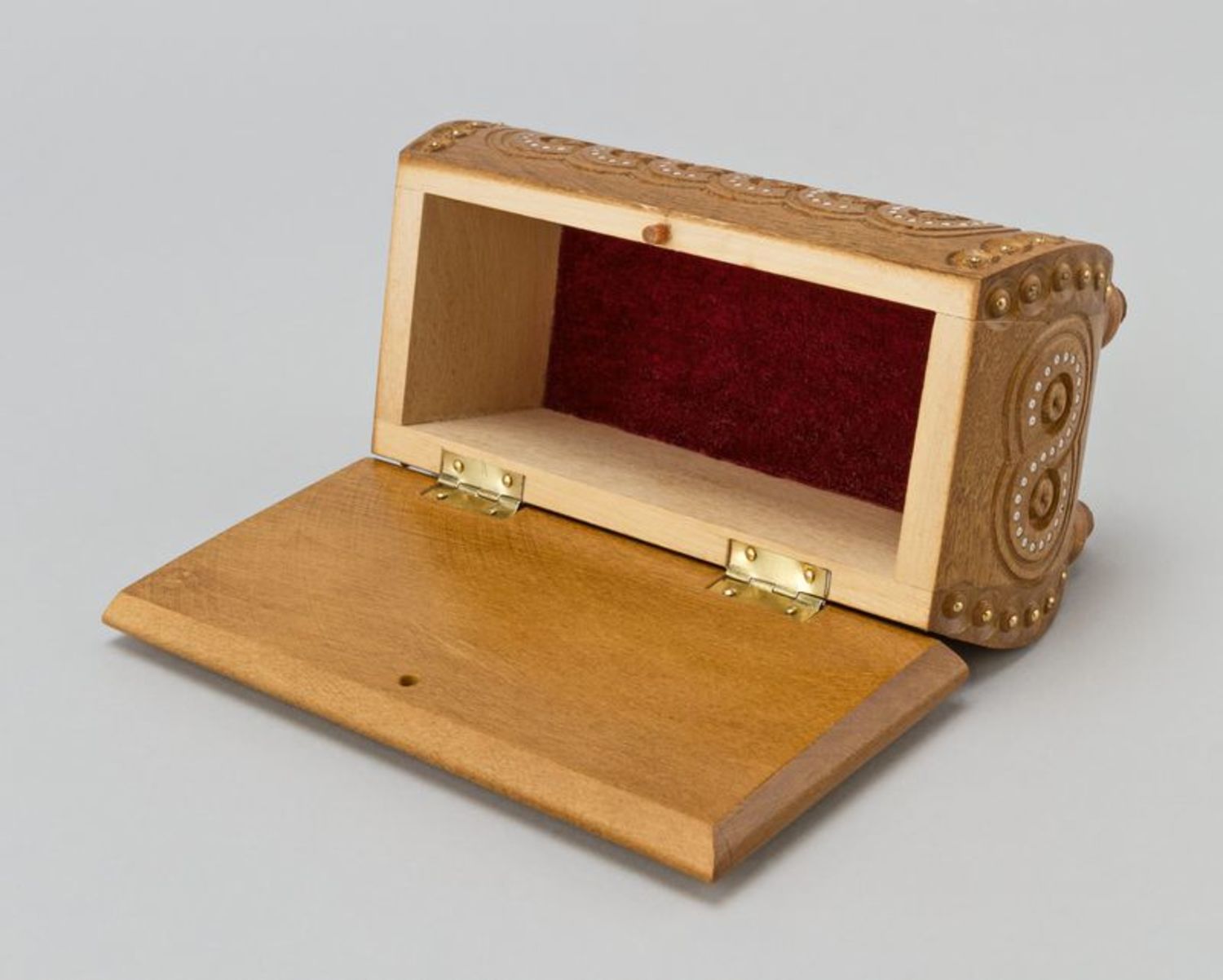 Carved wooden box with inlay photo 4