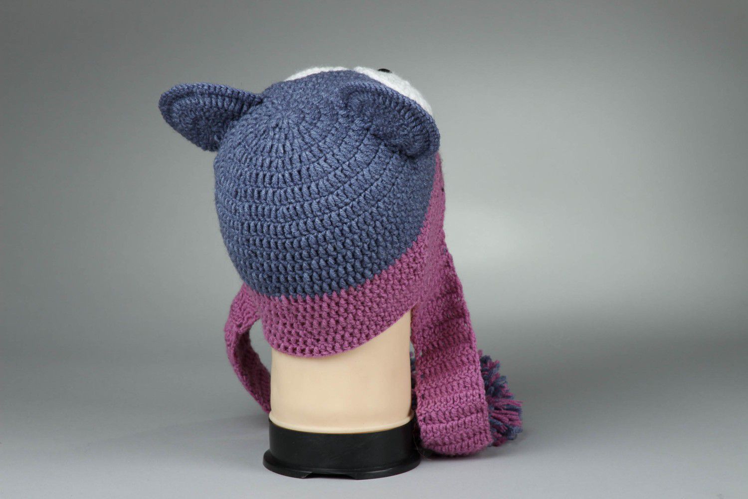 Purple knitted hat Mouse size M photo 3