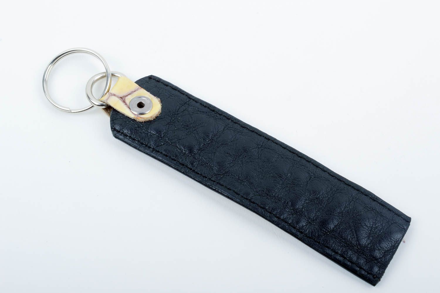 Llavero de cuero estampado hecho a mano regalo original accesorio para llaves foto 5