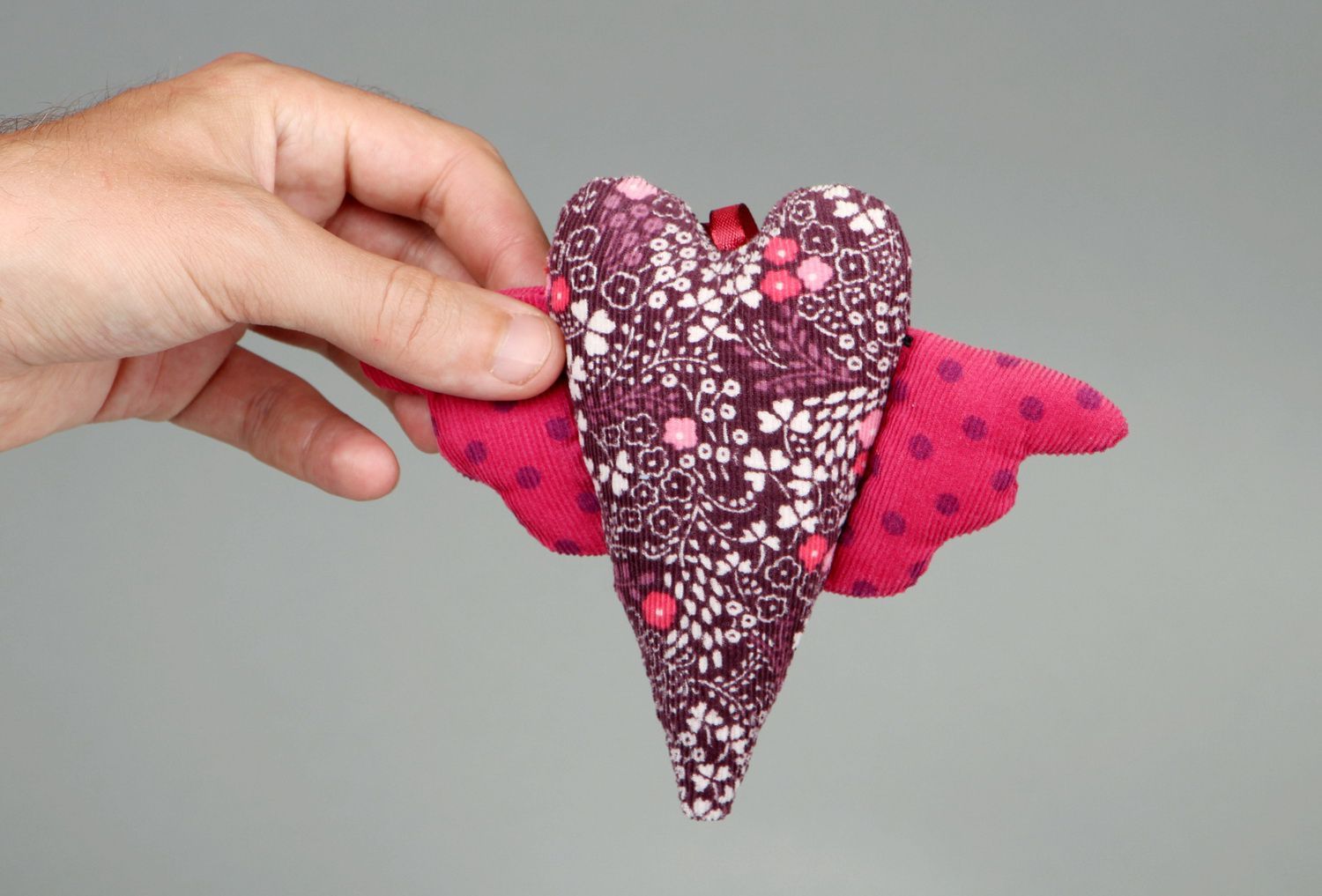 Decorative soft pendant Heart with wings photo 2