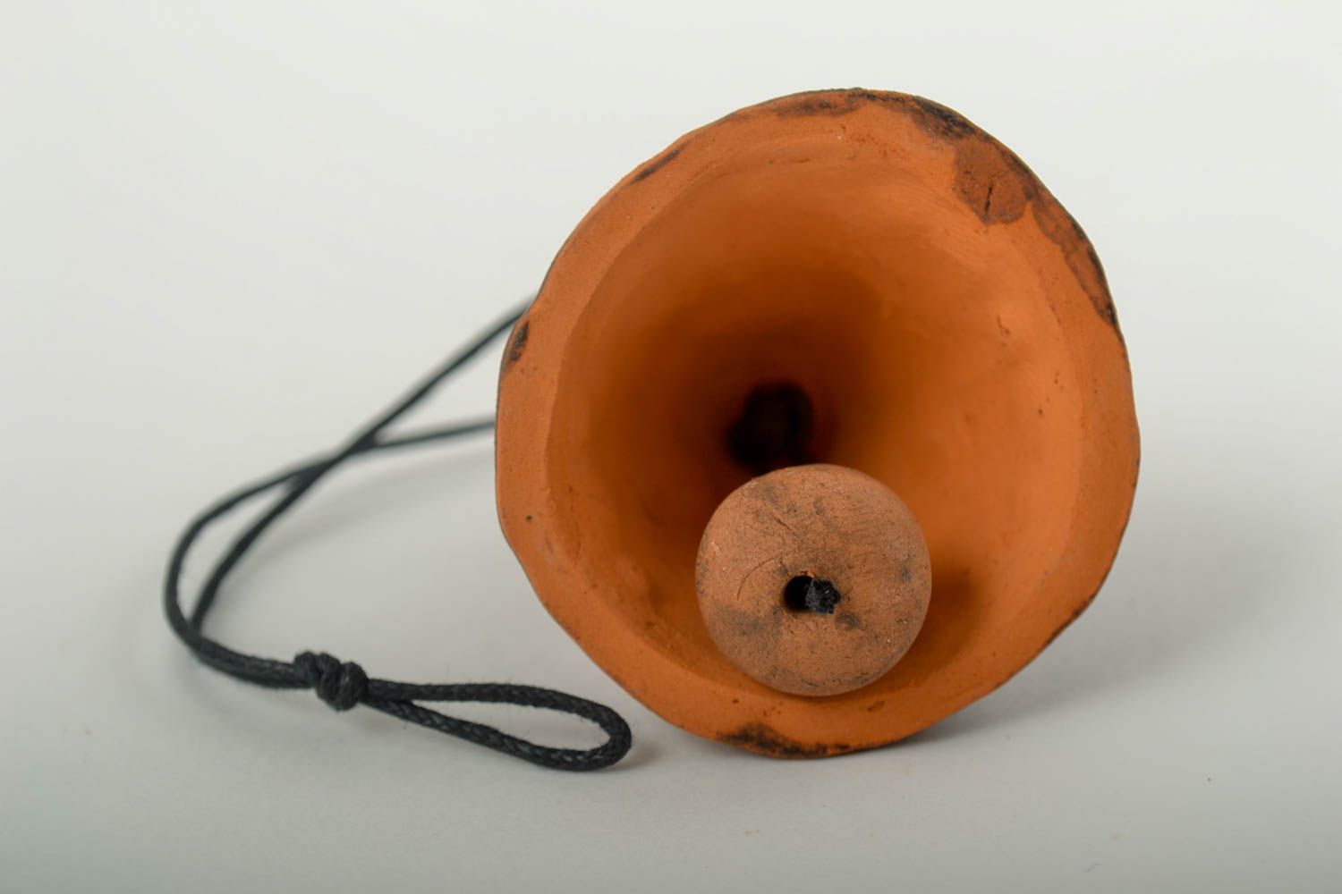 Колокольчик из глины колокольчик хэнд мейд керамический колокольчик со шнурком фото 2