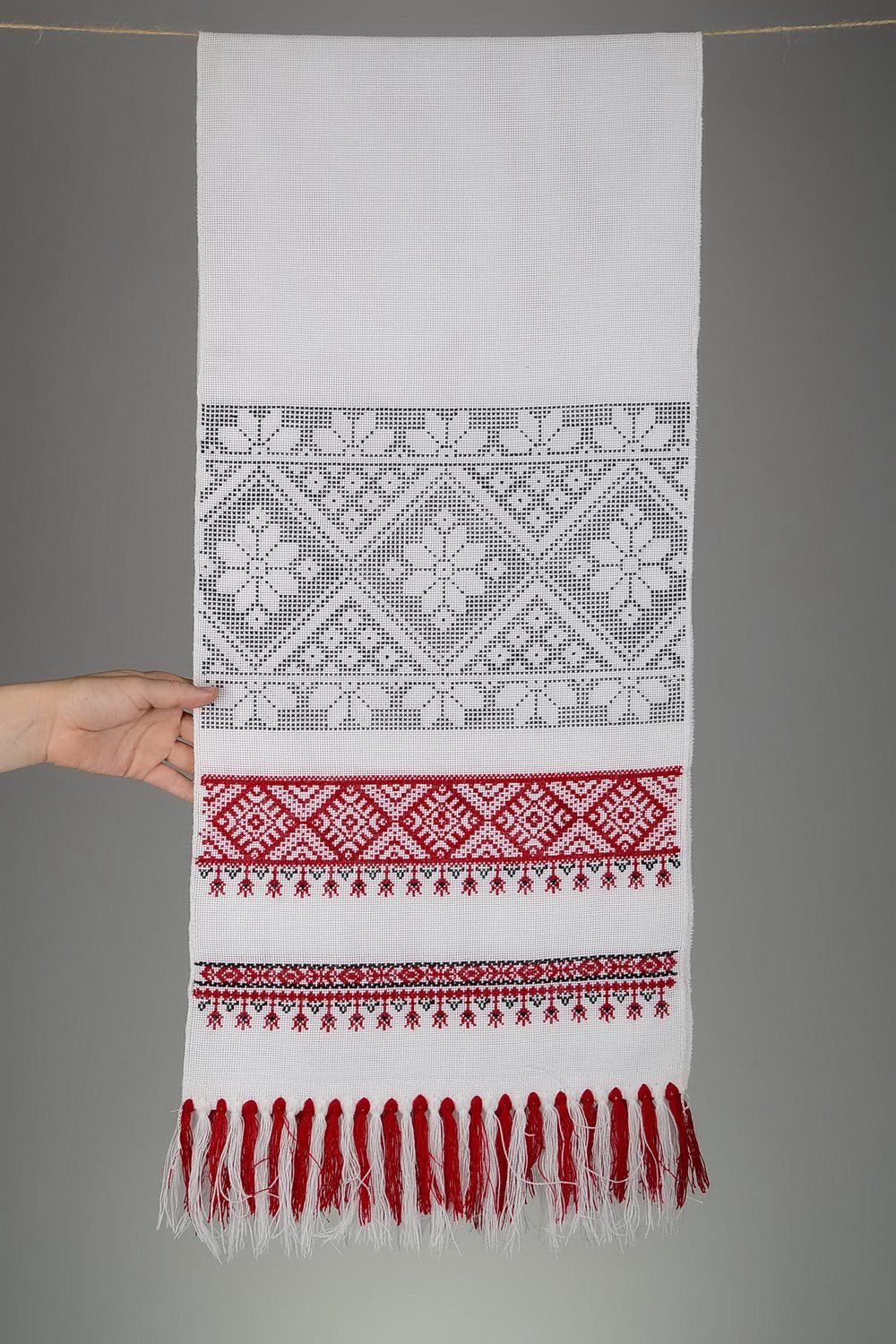Serviette brodée au motifs traditionnels Rushnyk photo 5