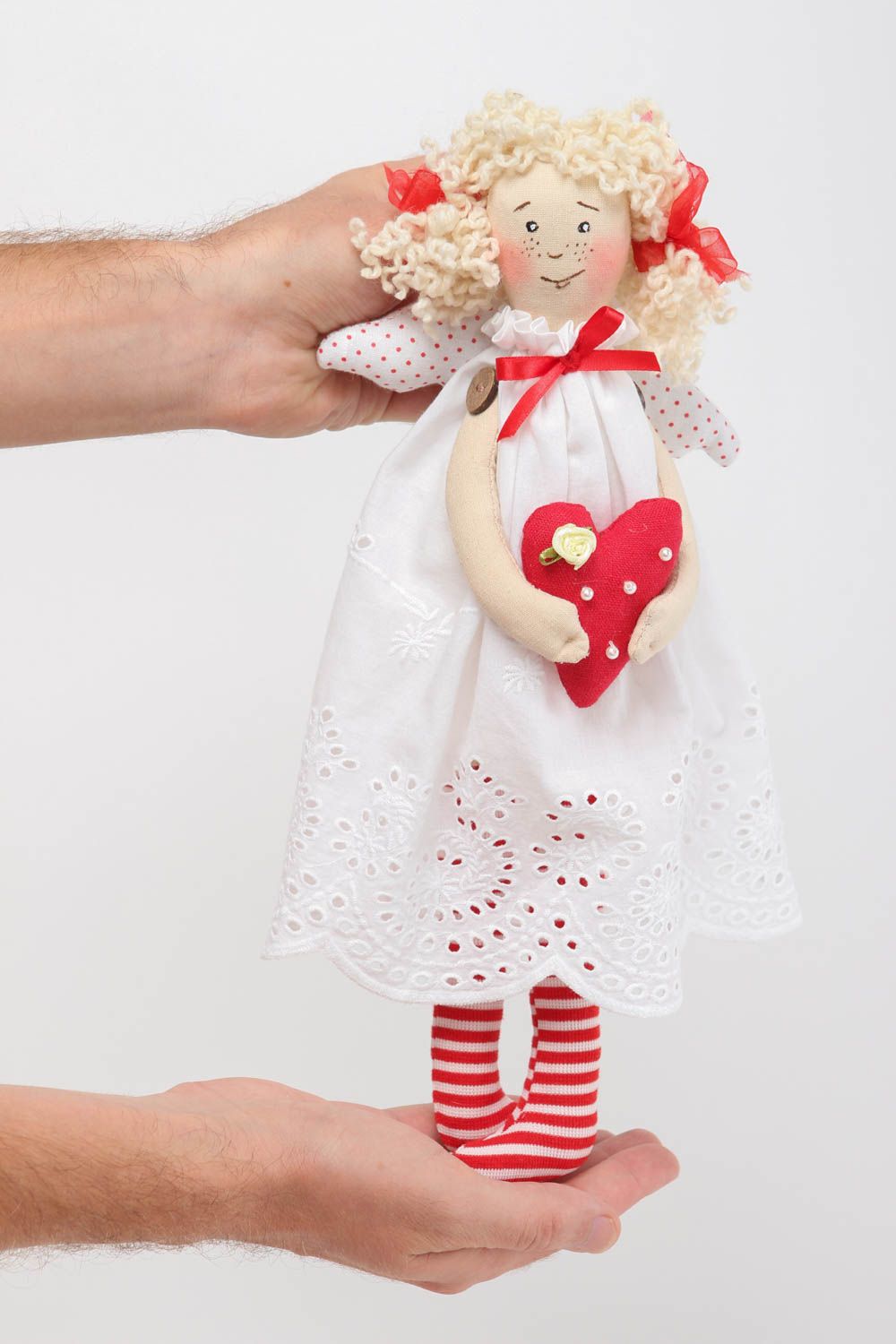 Poupée ange fait main Jouet pour enfant en lin avec coeur Déco chambre fille photo 5