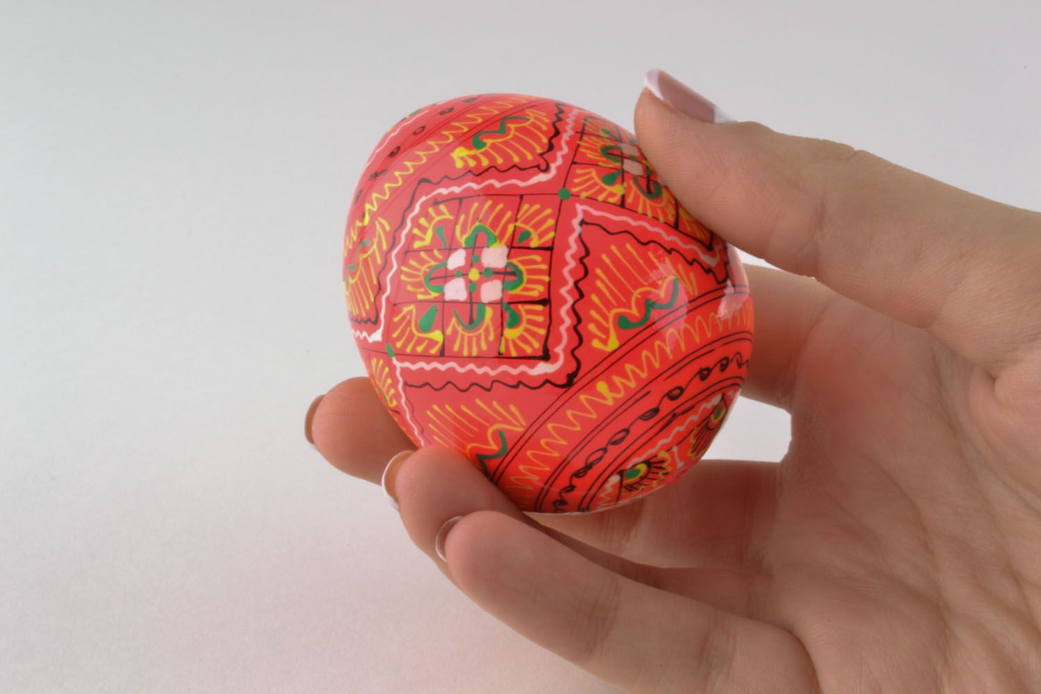 L'uovo decorativo fatto a mano pysanka dipinta a mano pasquale ucraina 
 foto 2