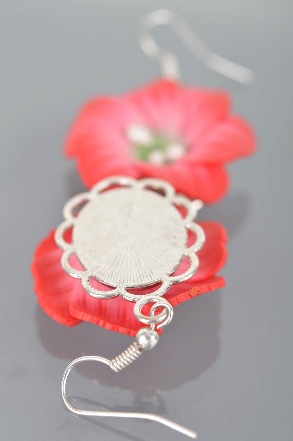 Handgemachte künstlerische schön Blumen Ohrringe aus Polymerton für Damen toll foto 4