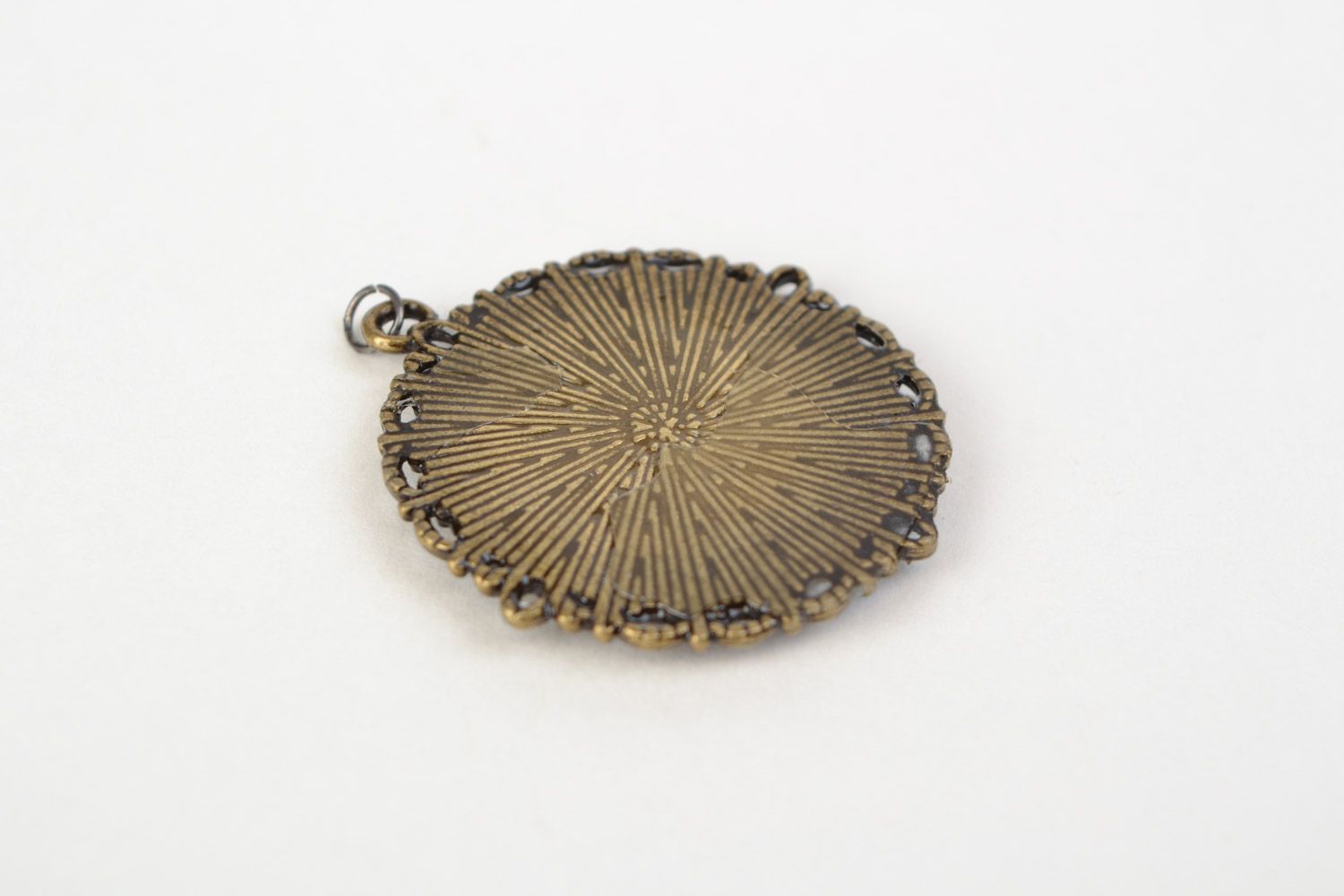Handmade round pendant with vintage metal basis and flower in jewelry resin photo 4