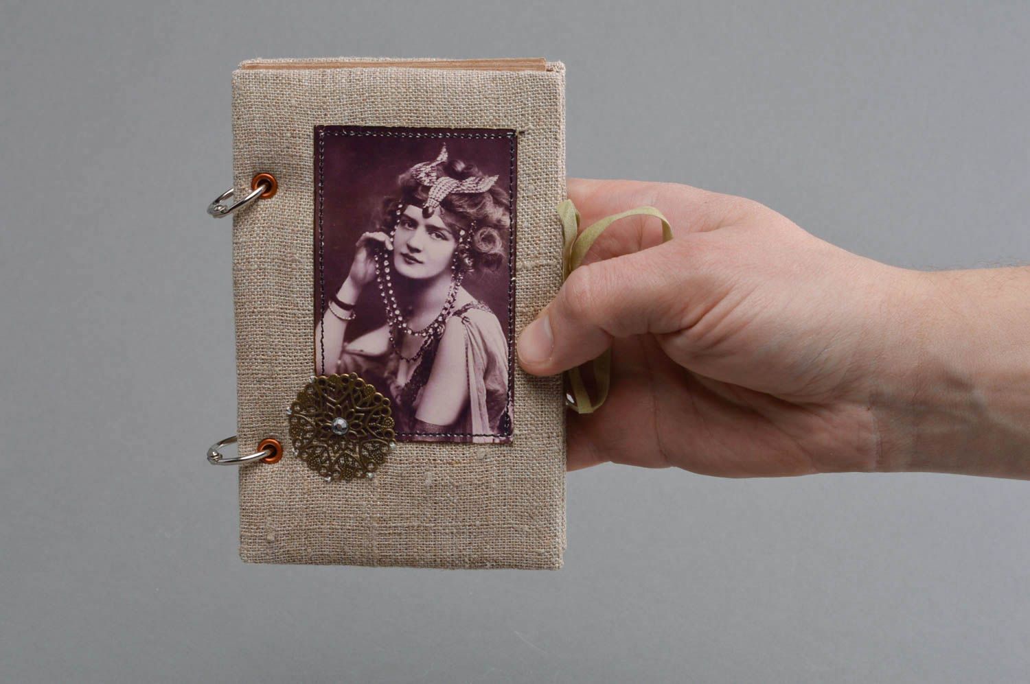 Скрапбукинг блокнот с тканевой обложкой ручной работы оригинальный под старину фото 4