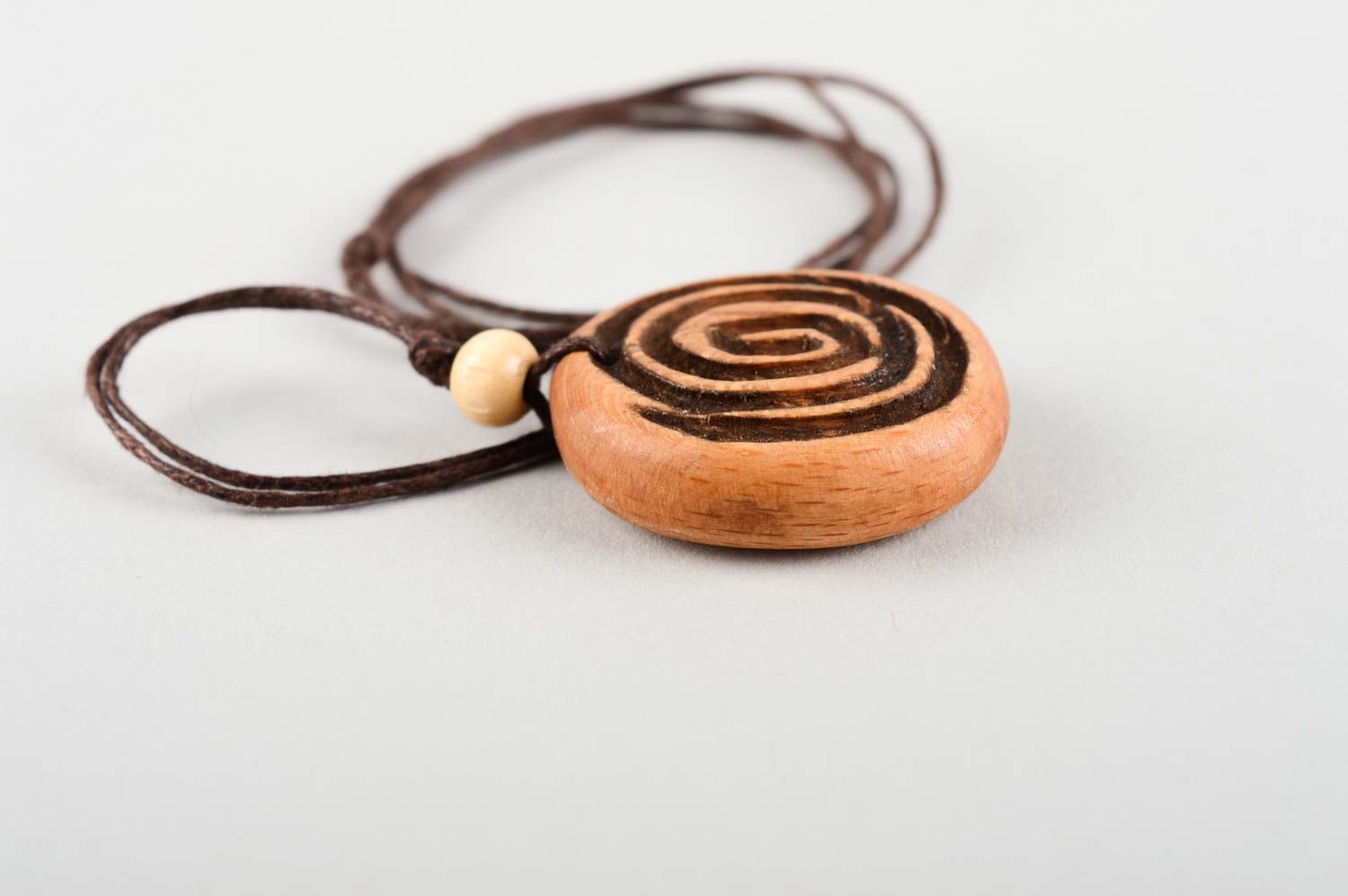 Handmade neck pendant stylish wooden pendant ideas costume jewelry designs photo 5