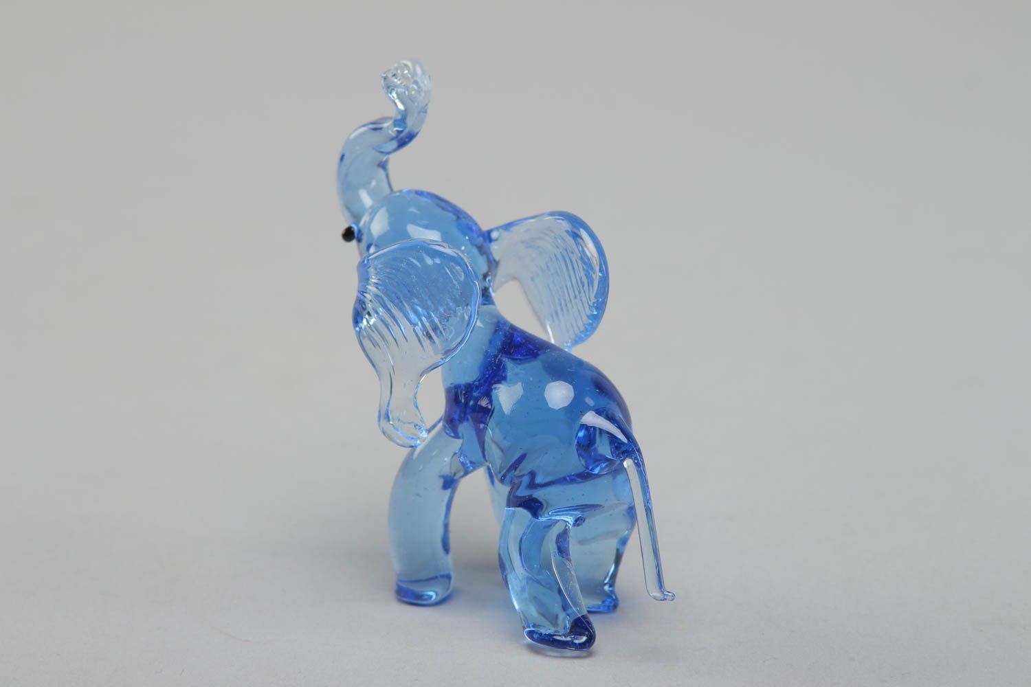 Figurine miniature en verre lampwork de créateur en forme d'éléphant faite main photo 3