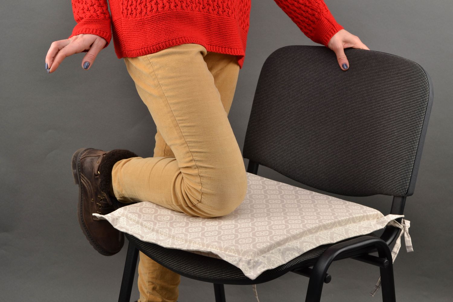 Handmade fabric chair seat pad photo 1