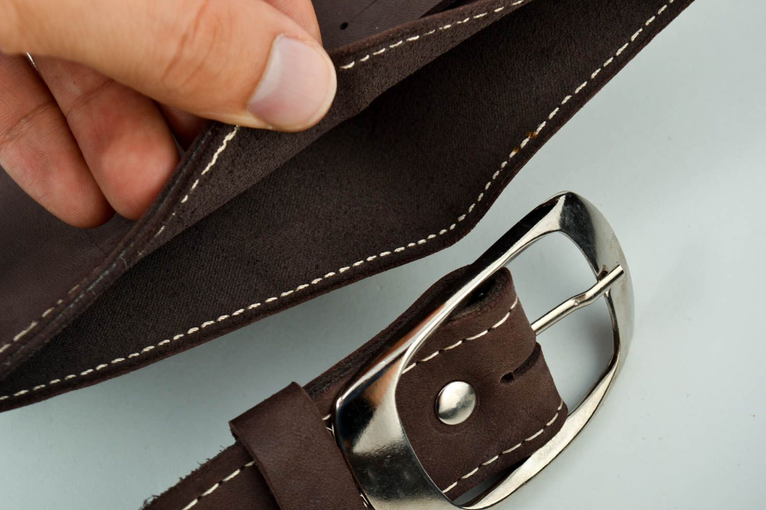 Кожаный кошелек ручной работы кожаные аксессуары 2 штуки ремень мужской темные фото 3