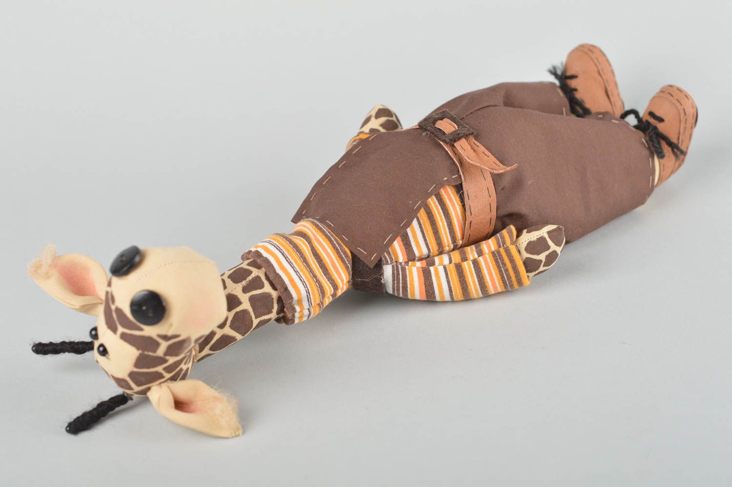 Игрушка ручной работы игрушка жираф из ткани оригинальная игрушка красивая фото 2