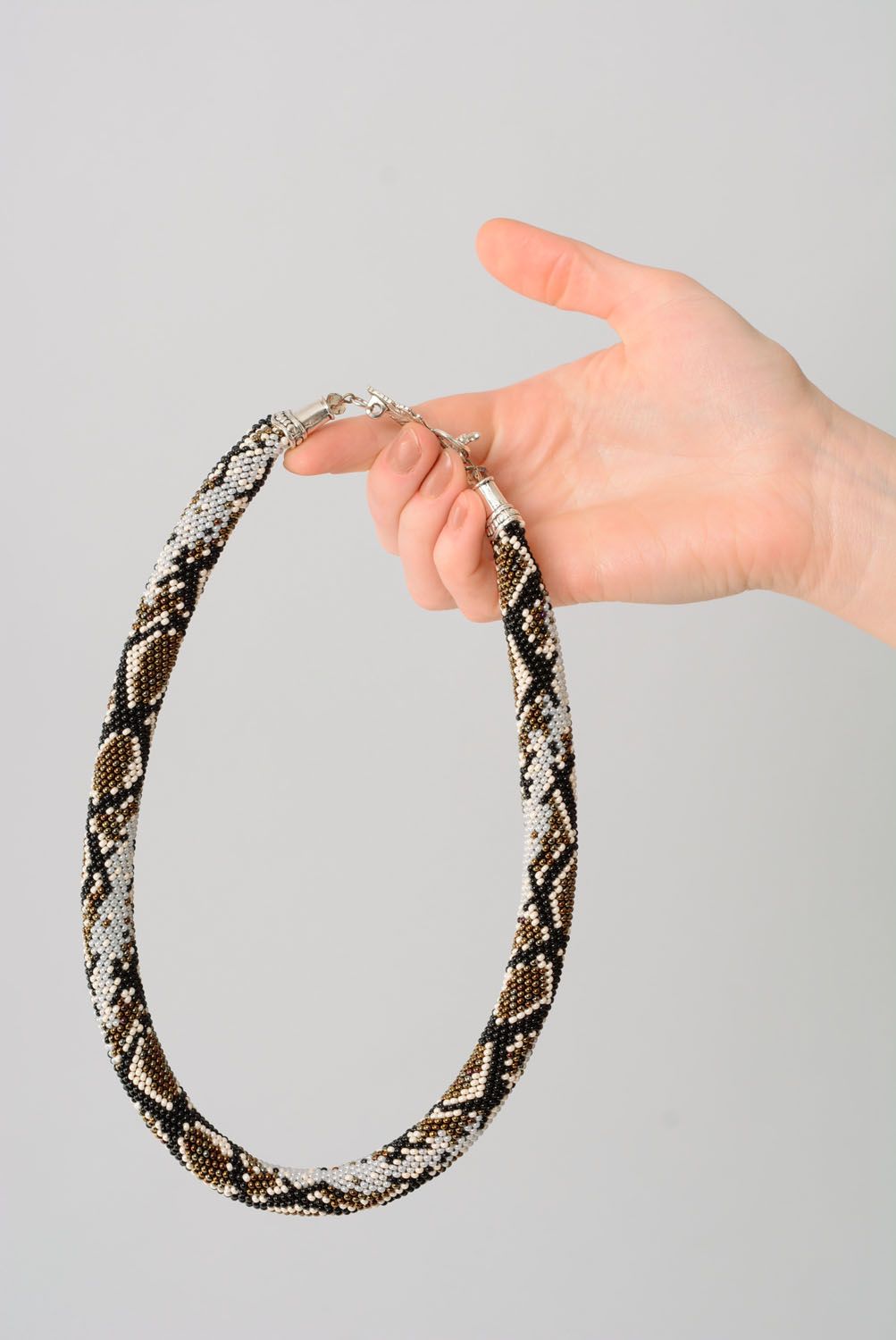 Beaded cord with python skin pattern photo 4