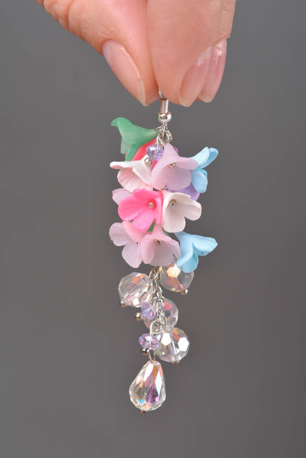 Boucles d'oreilles en pâte polymère pendantes multicolores florales faites main photo 2