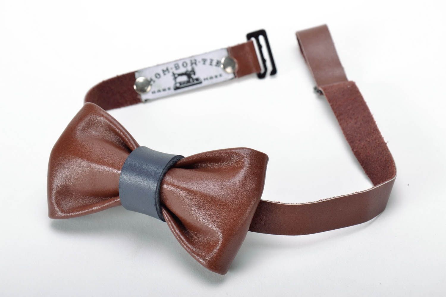 Leather bow tie photo 2