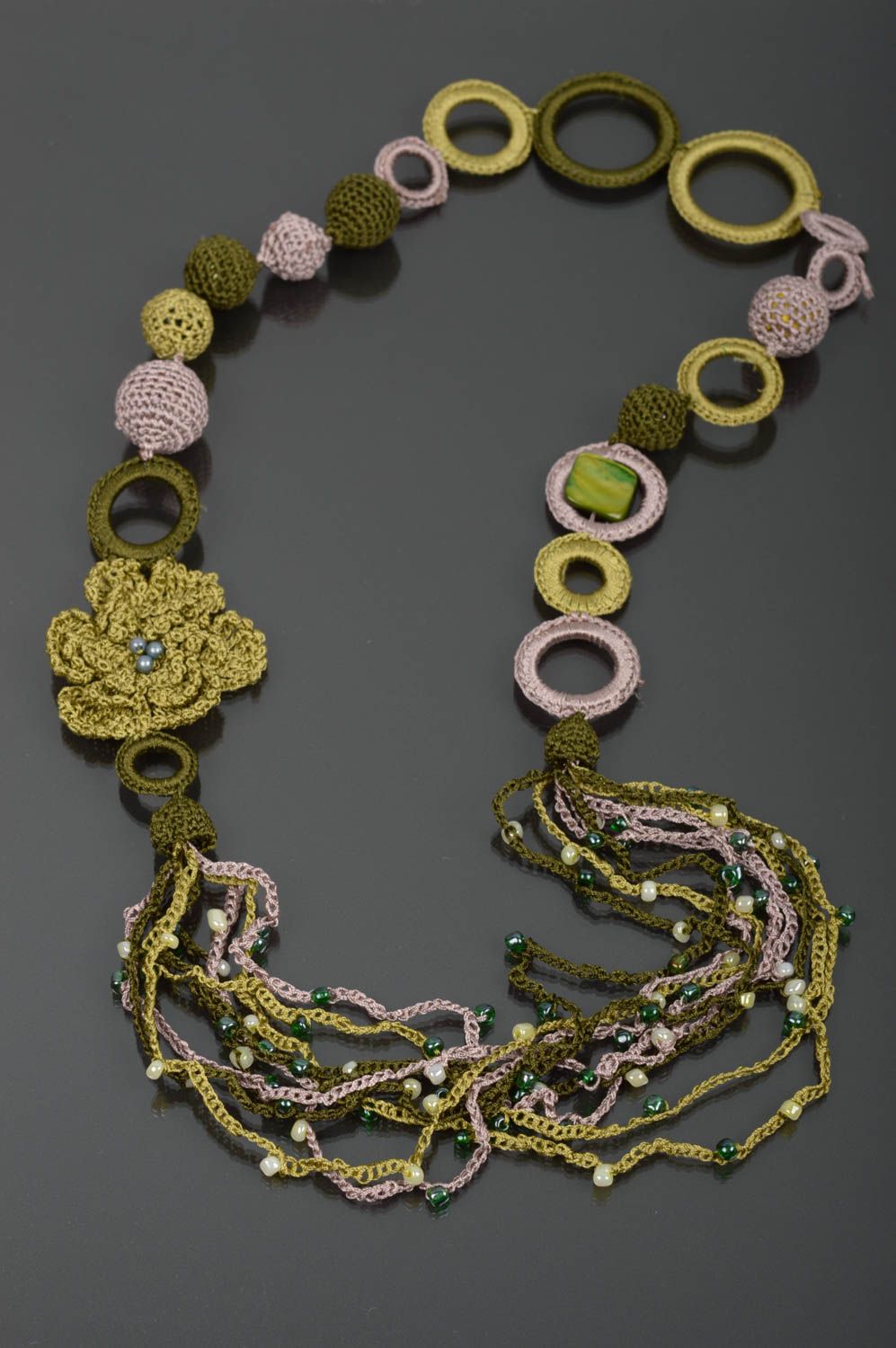 Gros collier tricot Bijou fait main Cadeau femme design vert perles rocailles photo 1