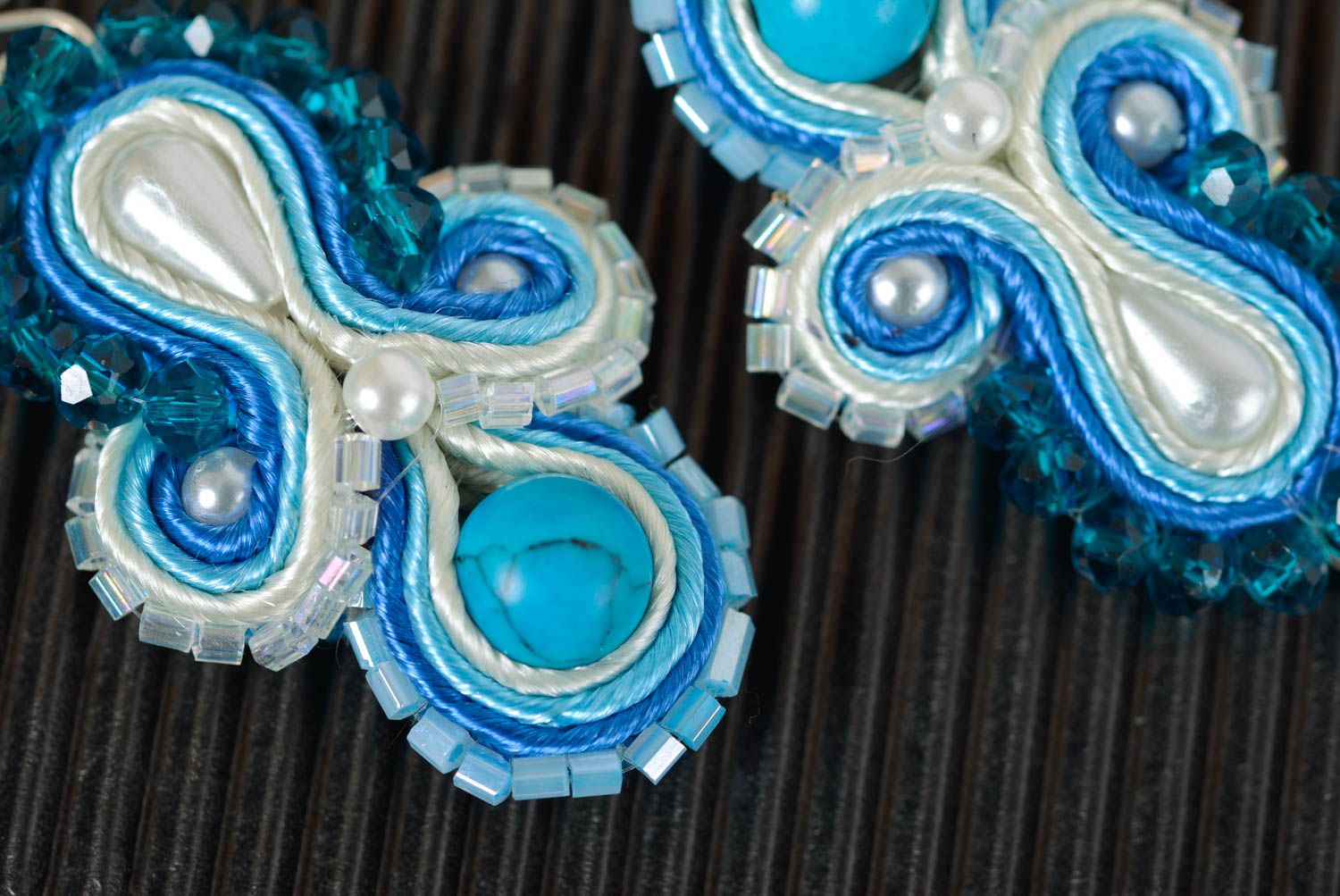 Большие серьги украшение ручной работы сутажные серьги голубые с хрусталем фото 2