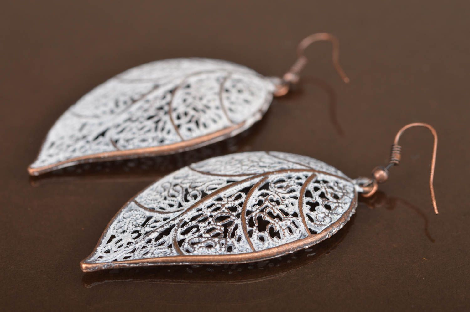 Metal elegant beautiful handmade earrings in shape of leaves for present photo 4