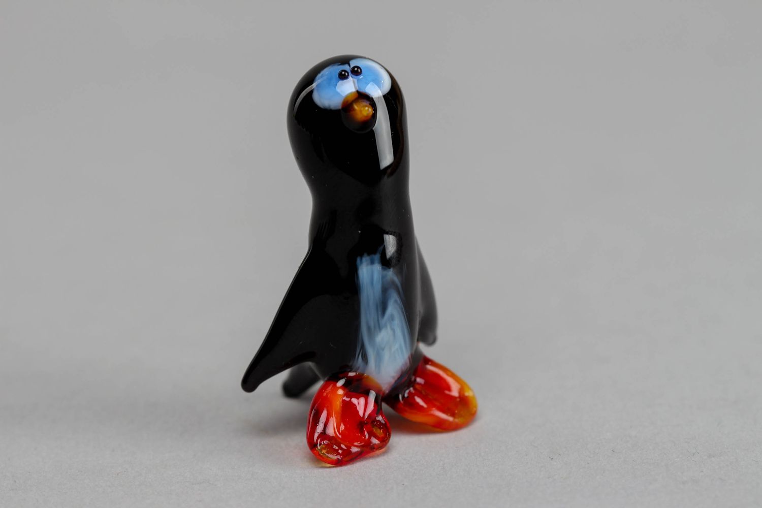Figura de vidrio en técnica de lampwork Pingüino foto 1