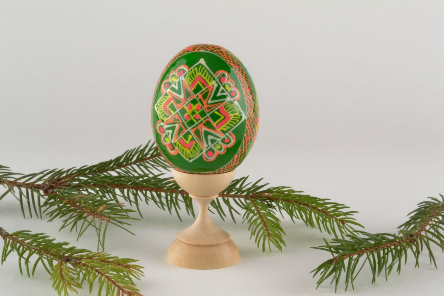 Wooden painted egg photo 1
