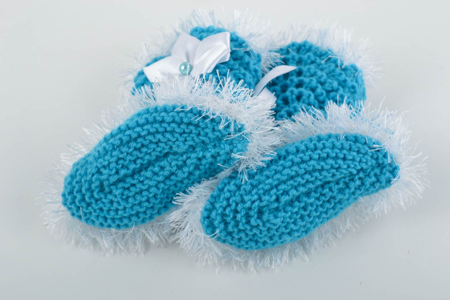 Beautiful handmade knitted baby booties baby bootees cute baby outfits photo 3