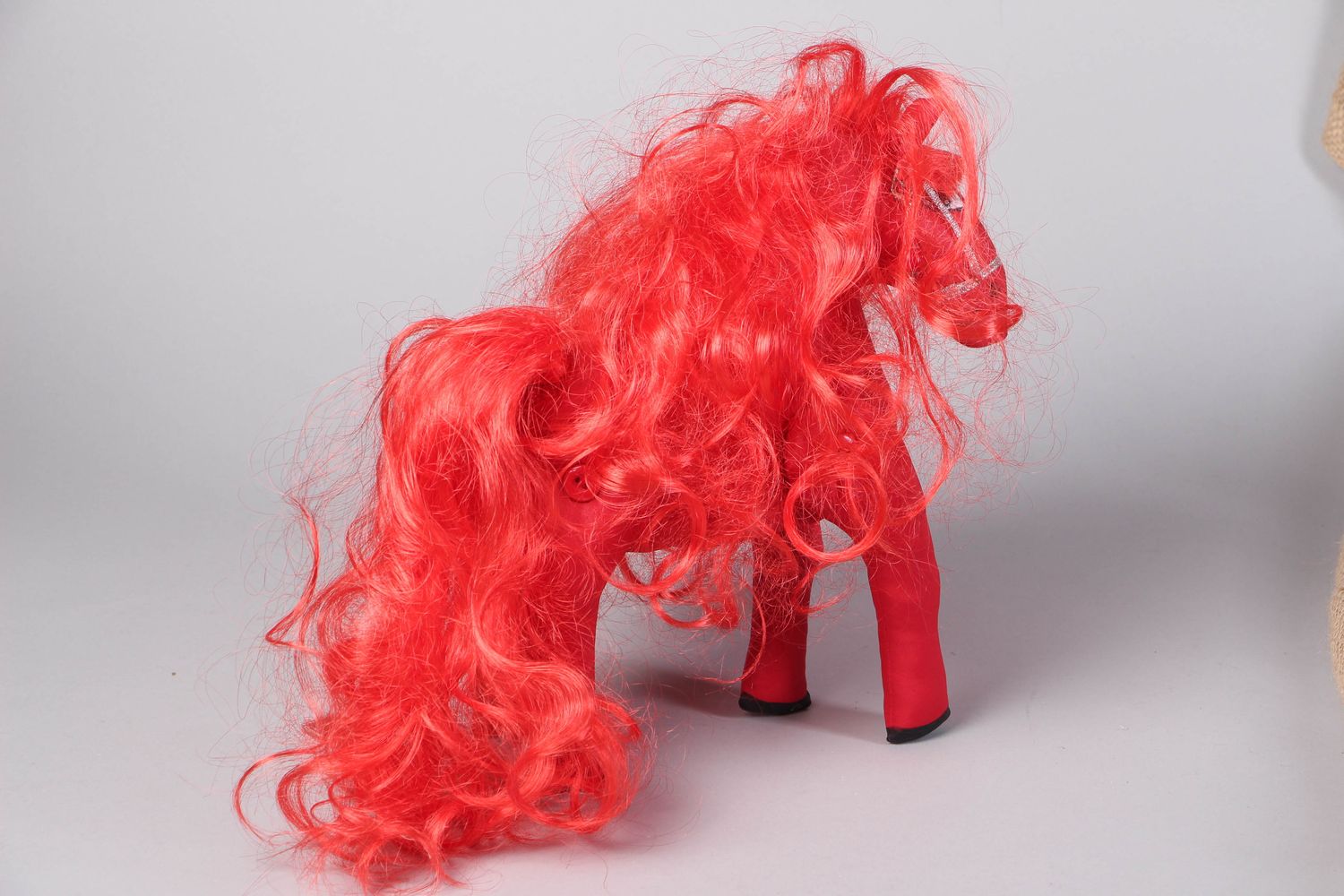 Мягкая игрушка лошадь красная авторская  фото 3