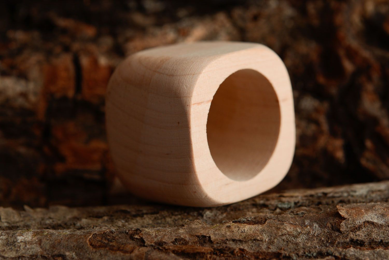 Wooden blank napkin holder photo 4