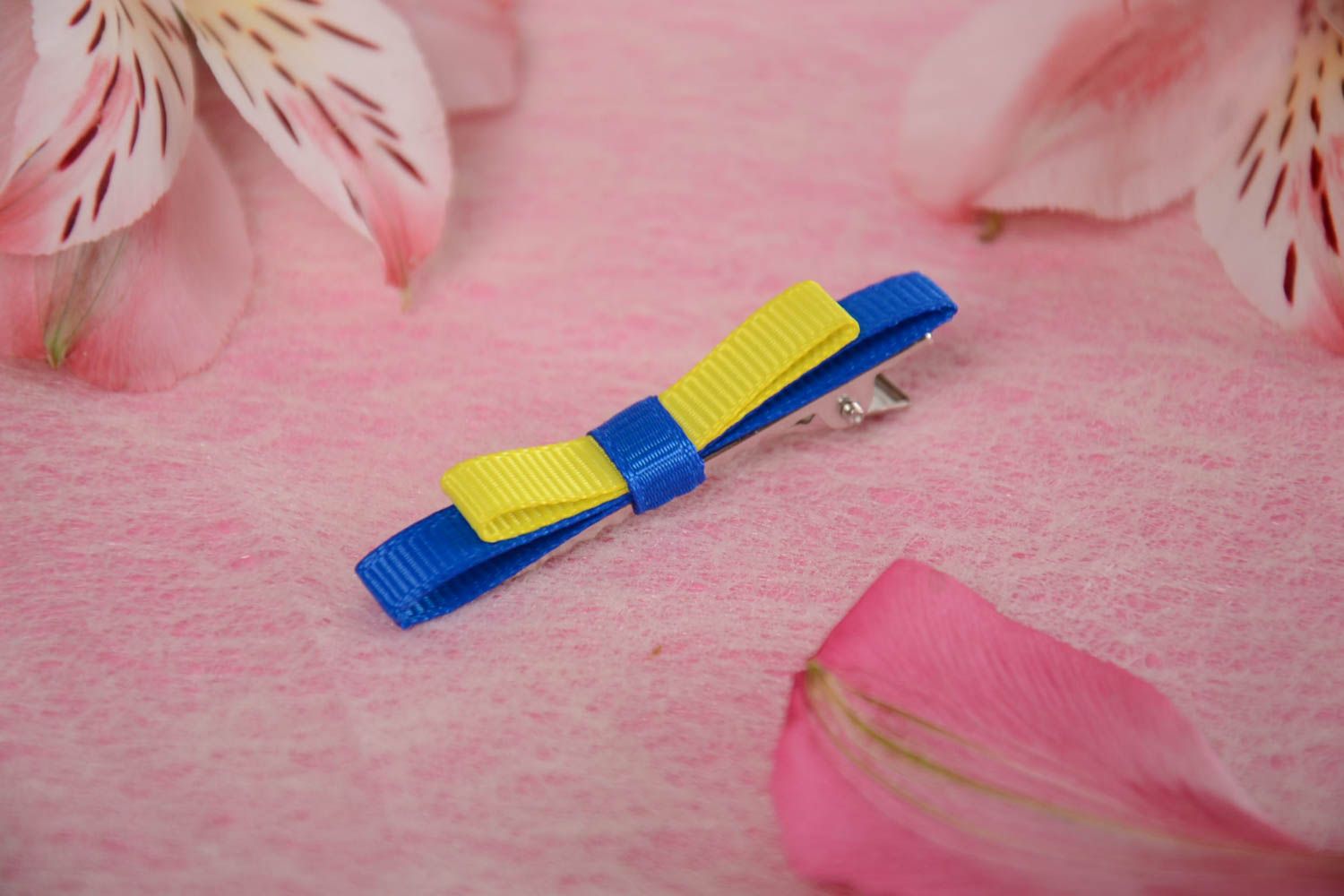 Yellow and blue handmade designer children's satin ribbon bow hair clip photo 1