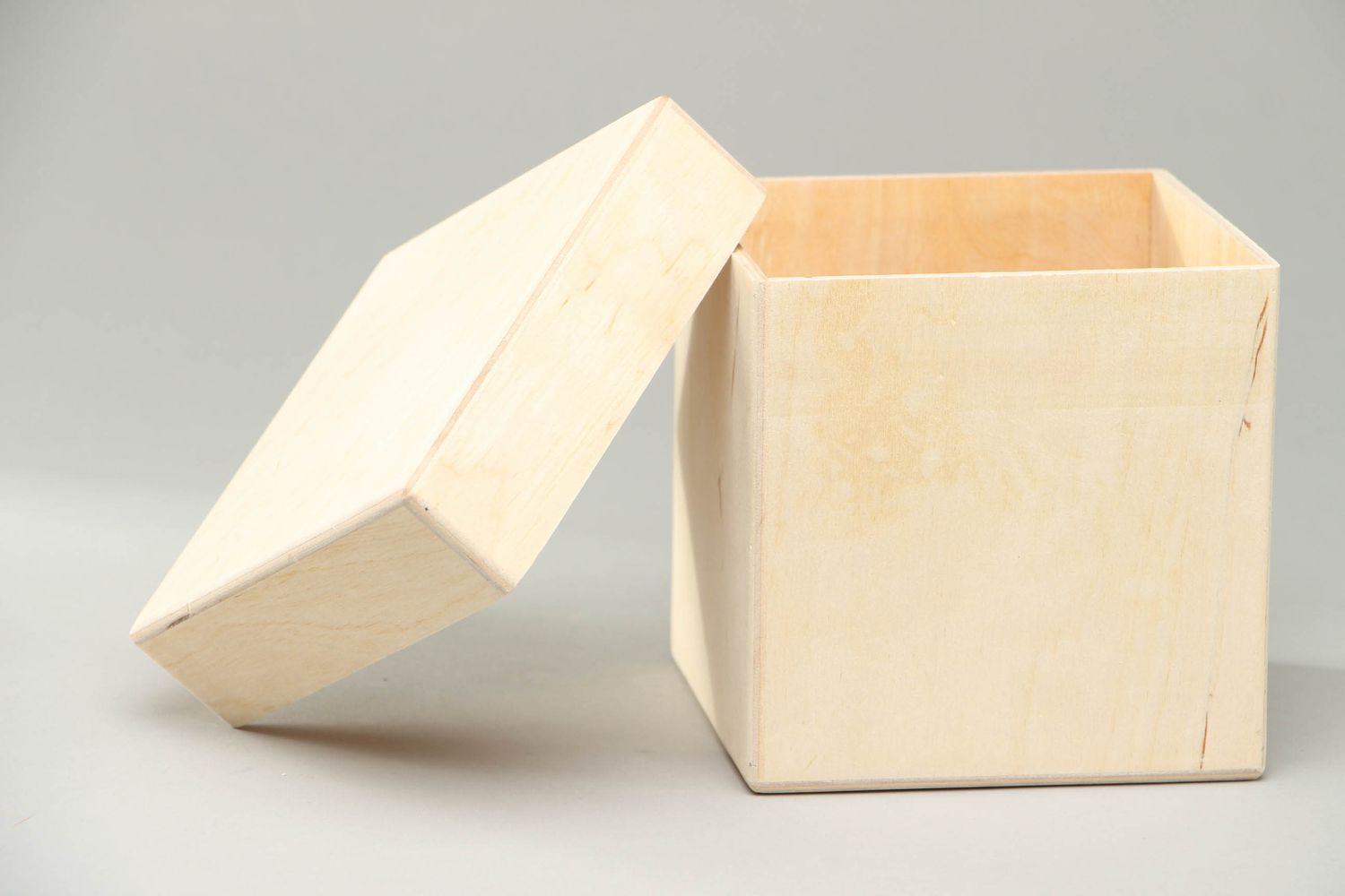 Boîte en bois faite main pour créativité photo 2