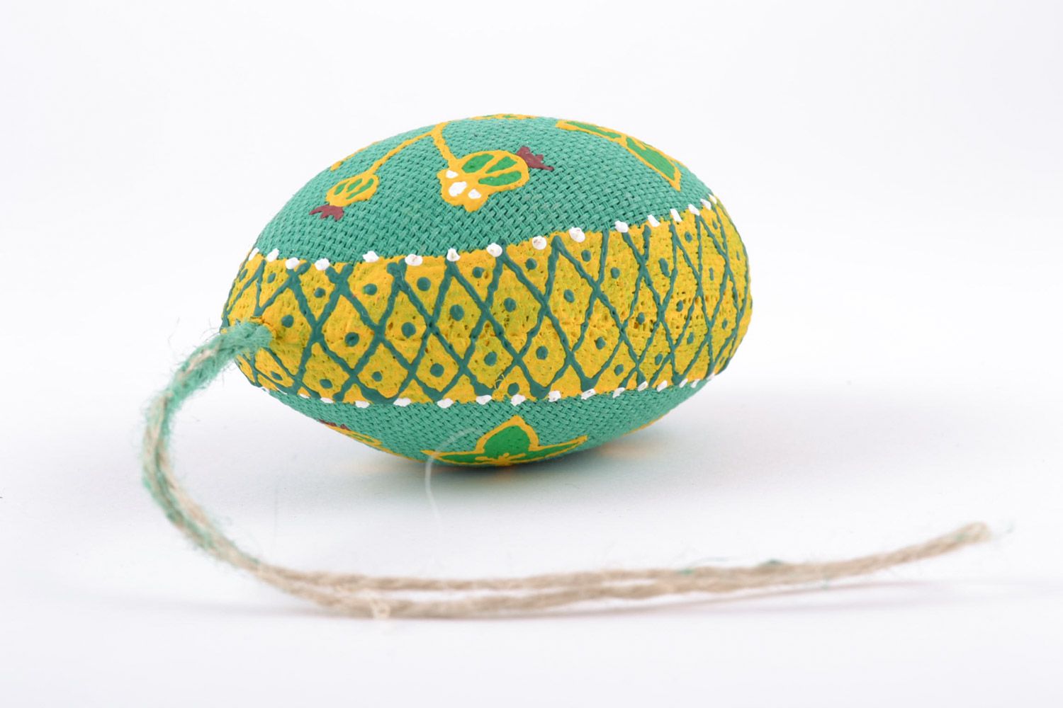 Suspension décorative en tissu avec peinture œuf de Pâques Pyssanka faite main photo 4
