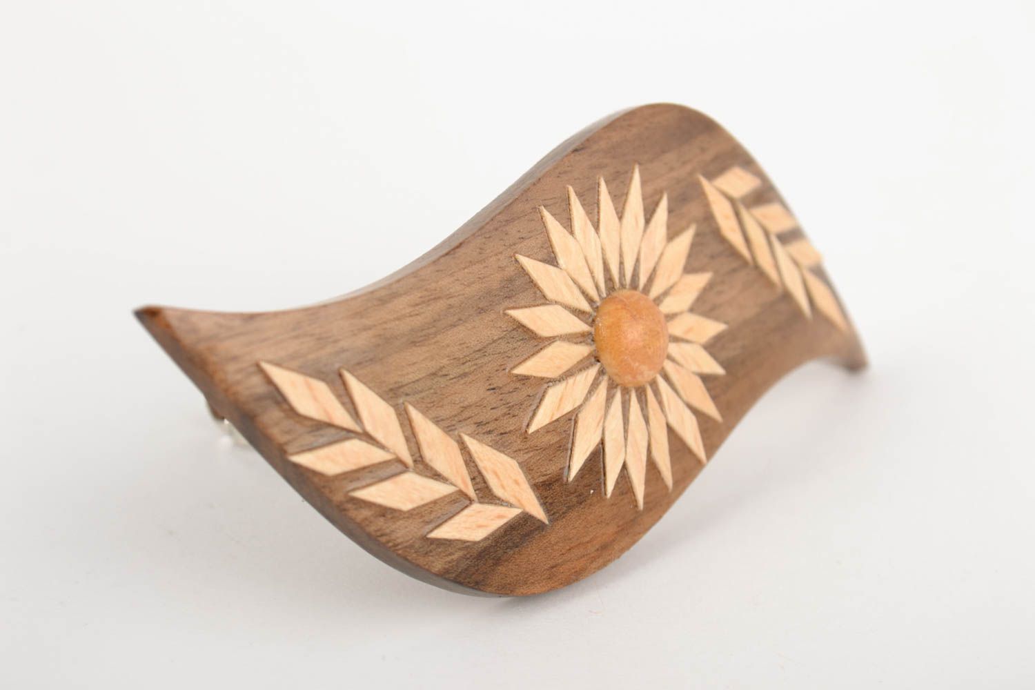 Lackierte schöne breite handgemachte Haarspange aus Holz von Nussbaum für Damen foto 3