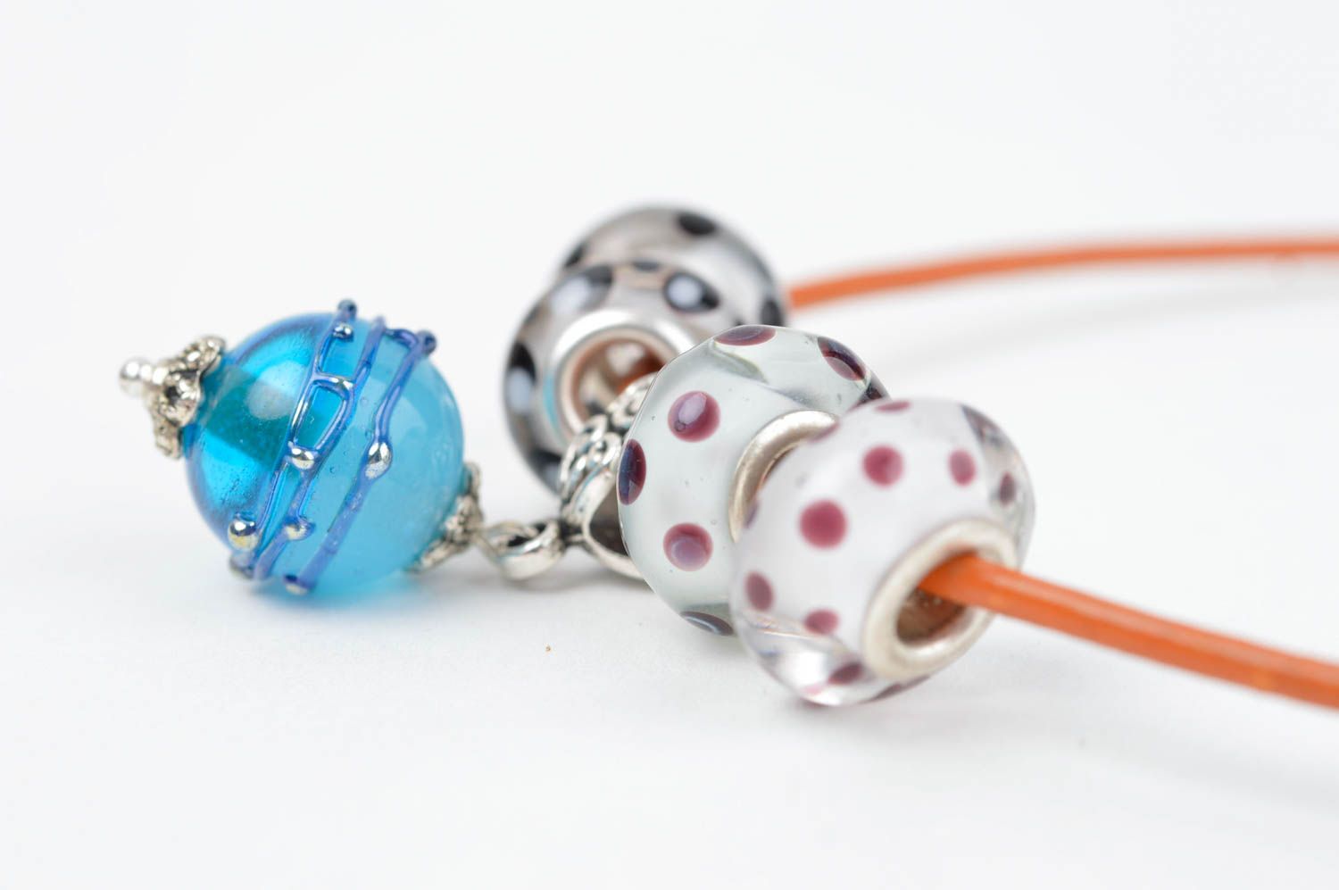 Handmade glass beaded necklace lampwork pendant stylish pendant glass beads photo 3