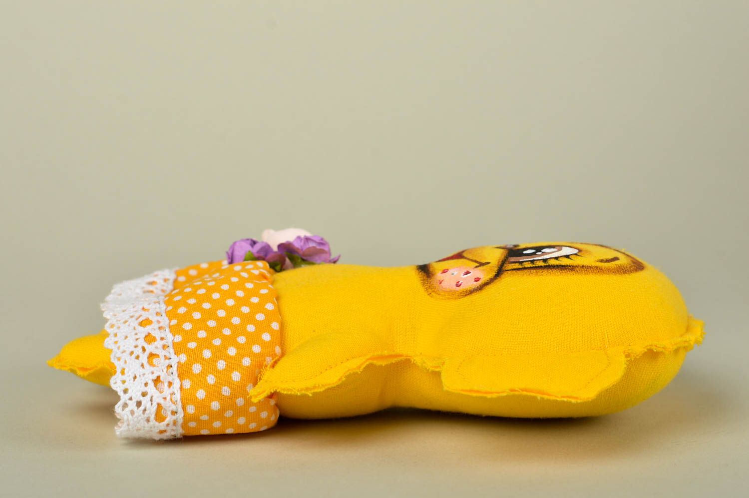 Mono de peluche amarillo artesanal juguete de tela original decoración de casa  foto 3
