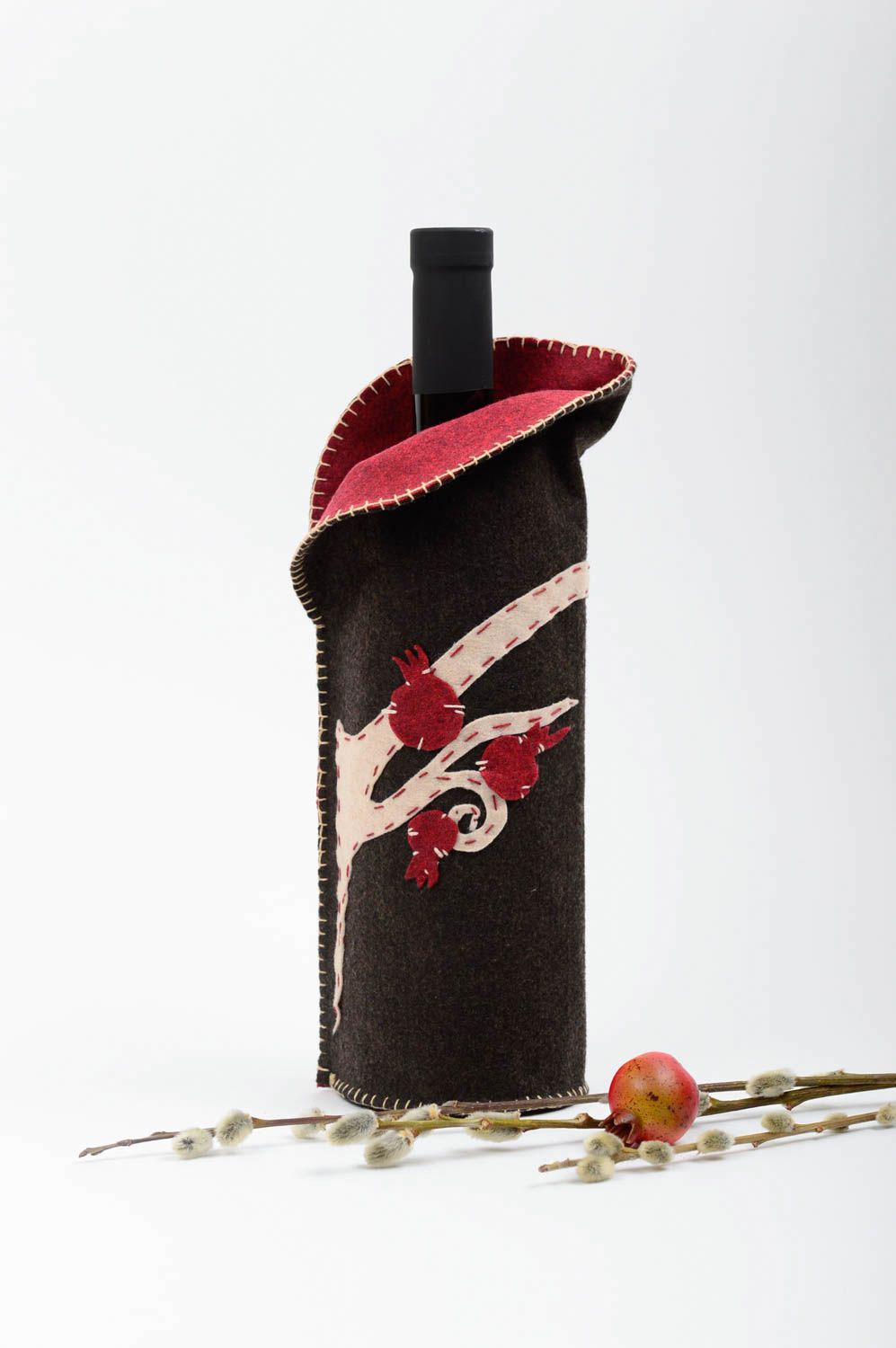 Аксессуар для дома ручной работы чехол из фетра чехол для бутылки вина Гранат фото 1