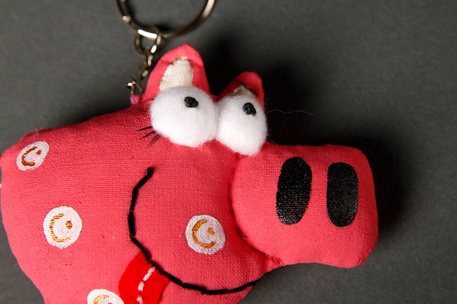 Porte-clés fait main Porte-clefs design cochon rose en tissu Cadeau original photo 5