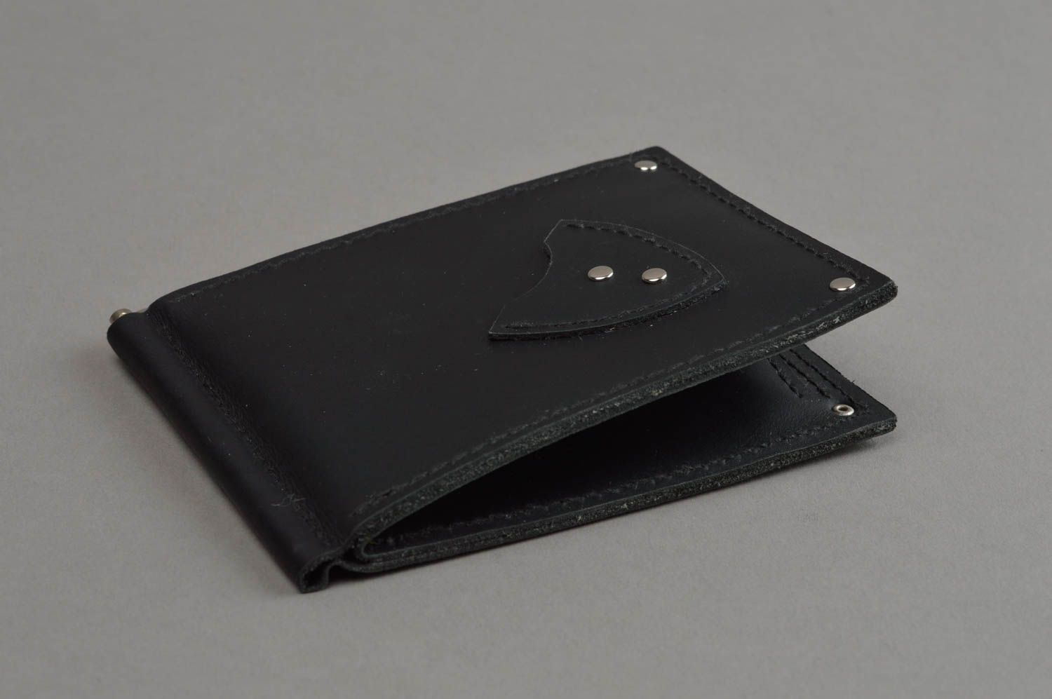 Черный кожаный зажим для денег и кредитных карт ручной работы стильный подарок  фото 7