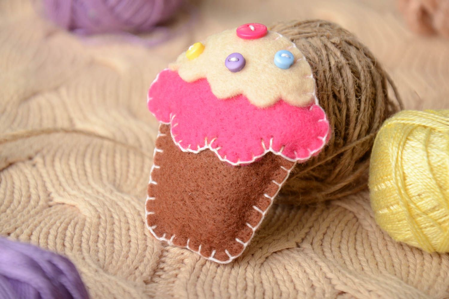 Handmade decorative colorful felt soft toy fridge magnet cupcake with buttons photo 1