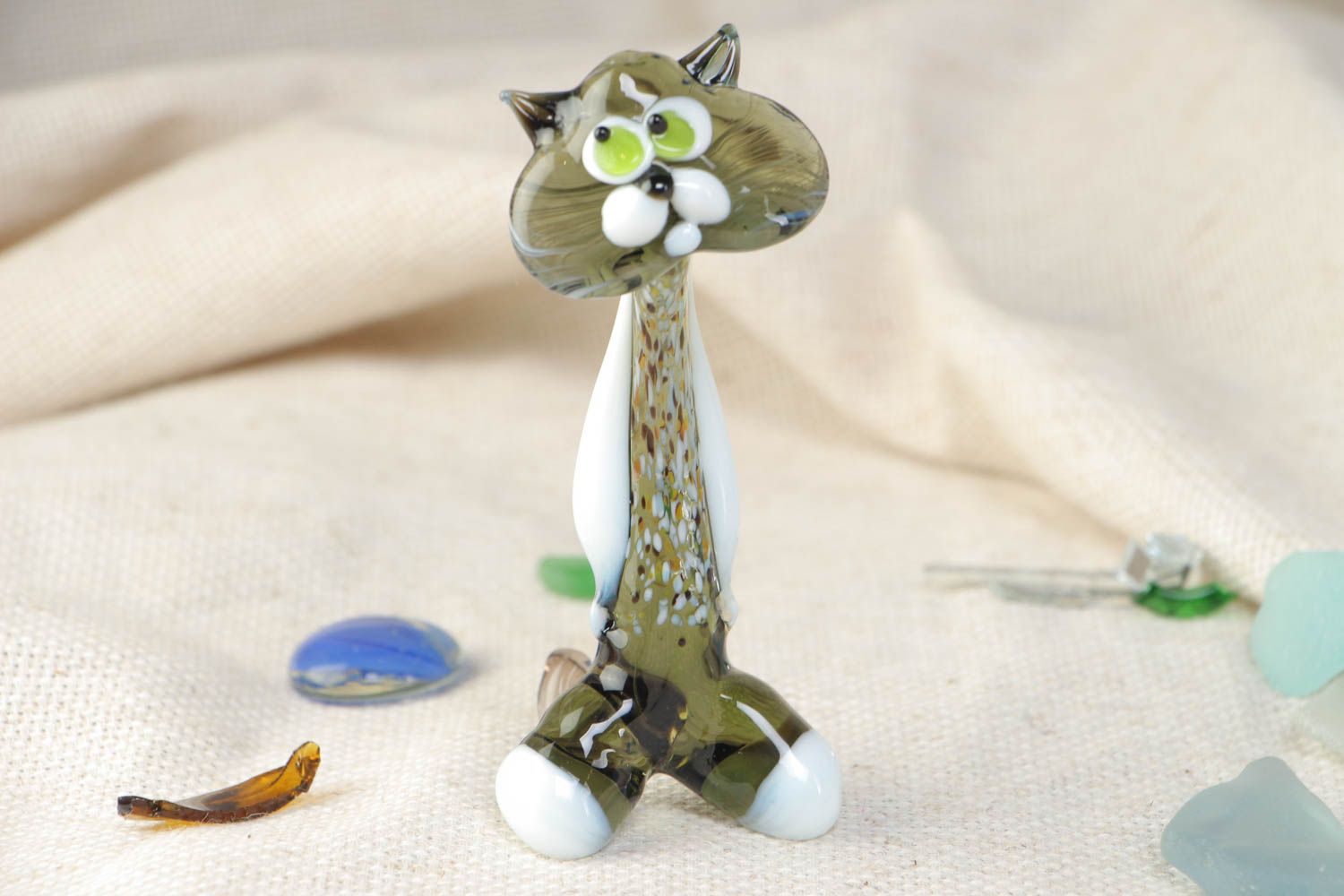 Figura original de vidrio gato en técnica lampwork hecha a mano foto 1